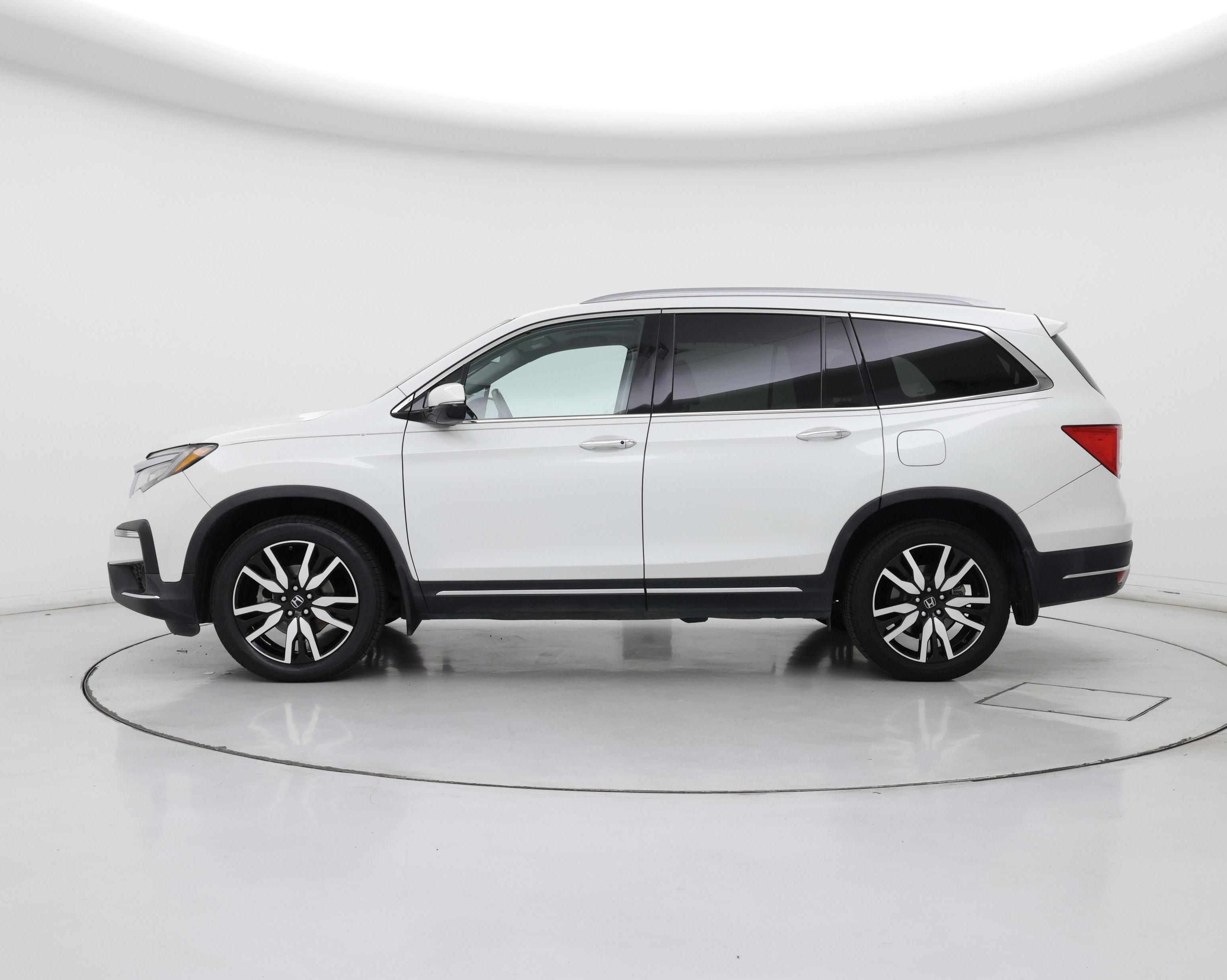 Thumbnail: 2021 Honda Pilot - 3