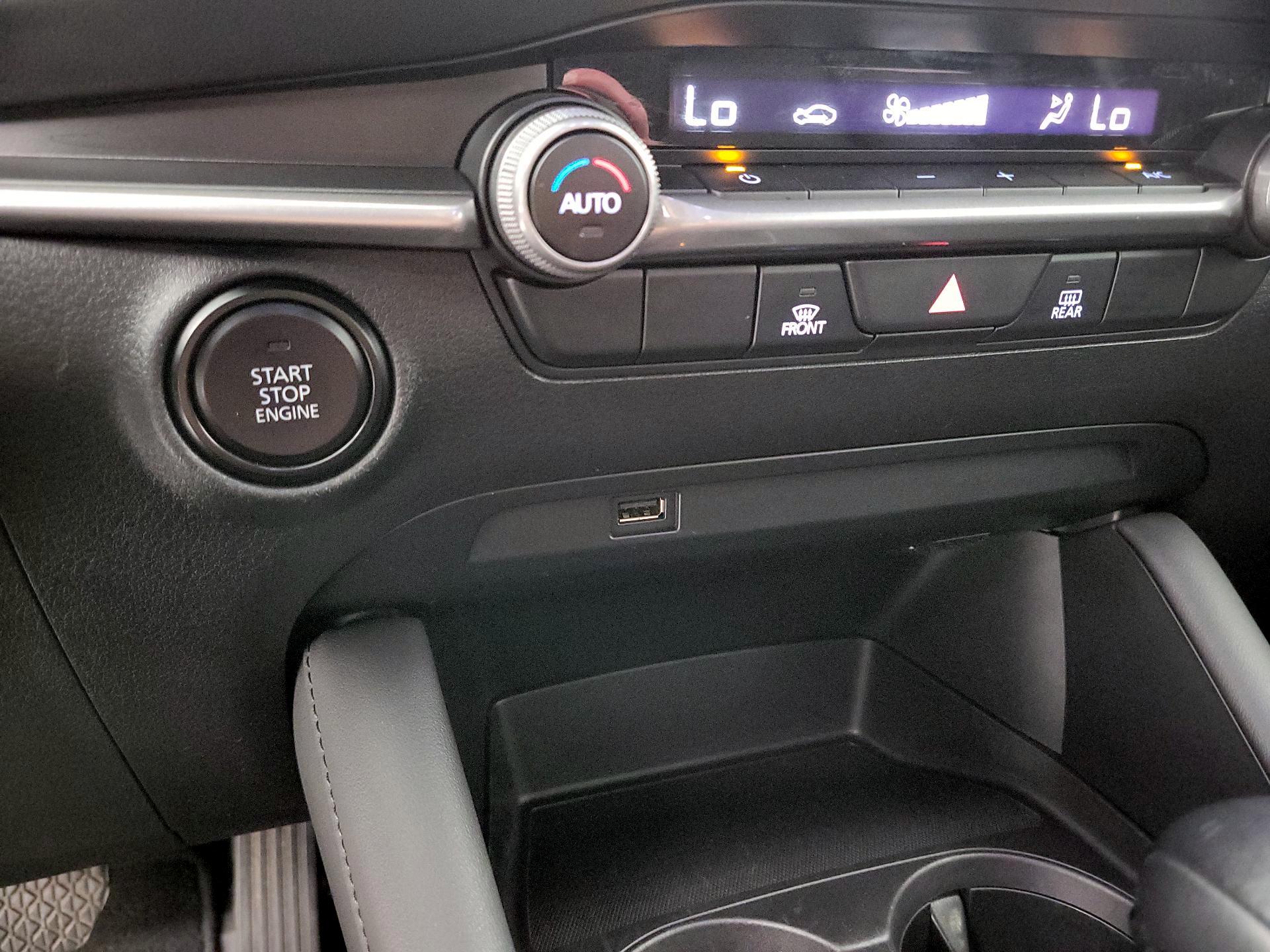 Thumbnail: 2021 Mazda Mazda3 - 19