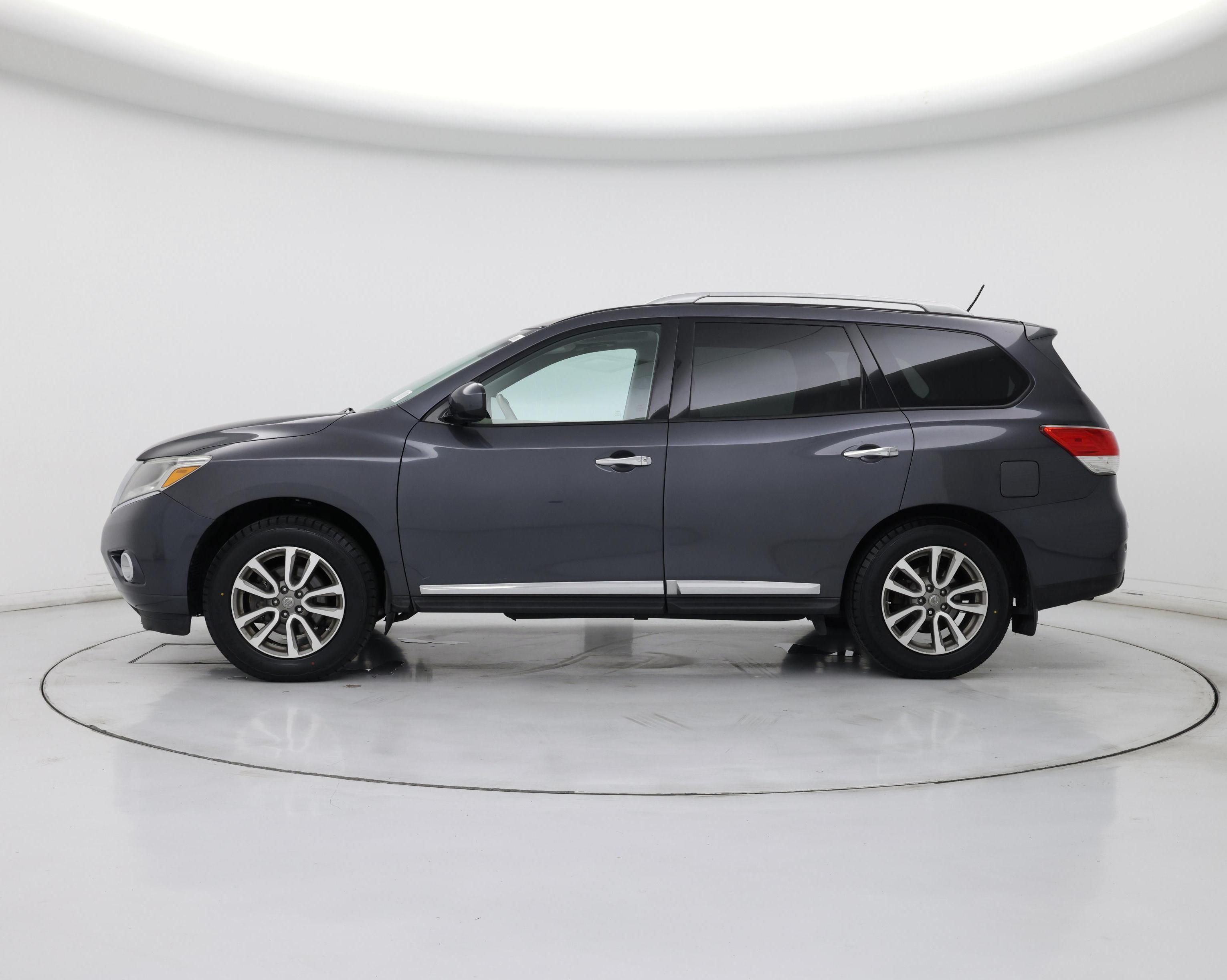 Thumbnail: 2014 Nissan Pathfinder - 3