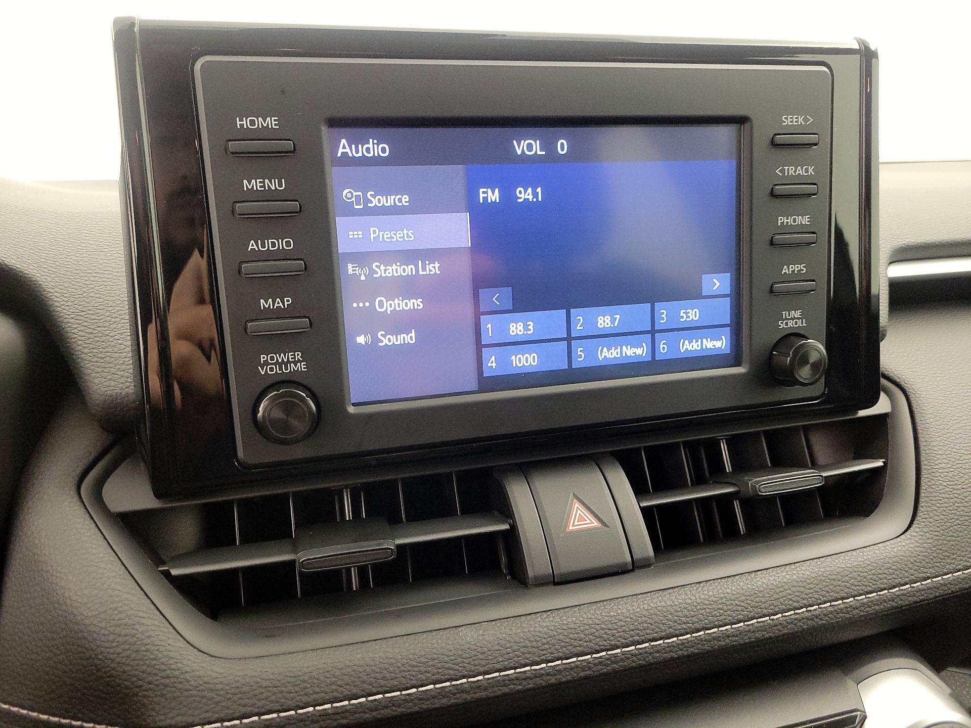 Thumbnail: 2019 Toyota RAV4 - 15