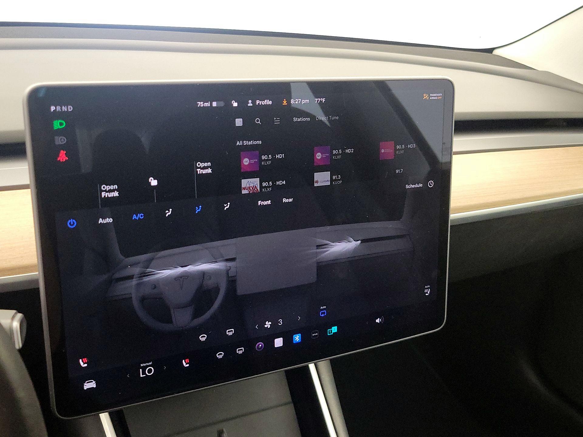 Thumbnail: 2020 Tesla Model 3 - 16