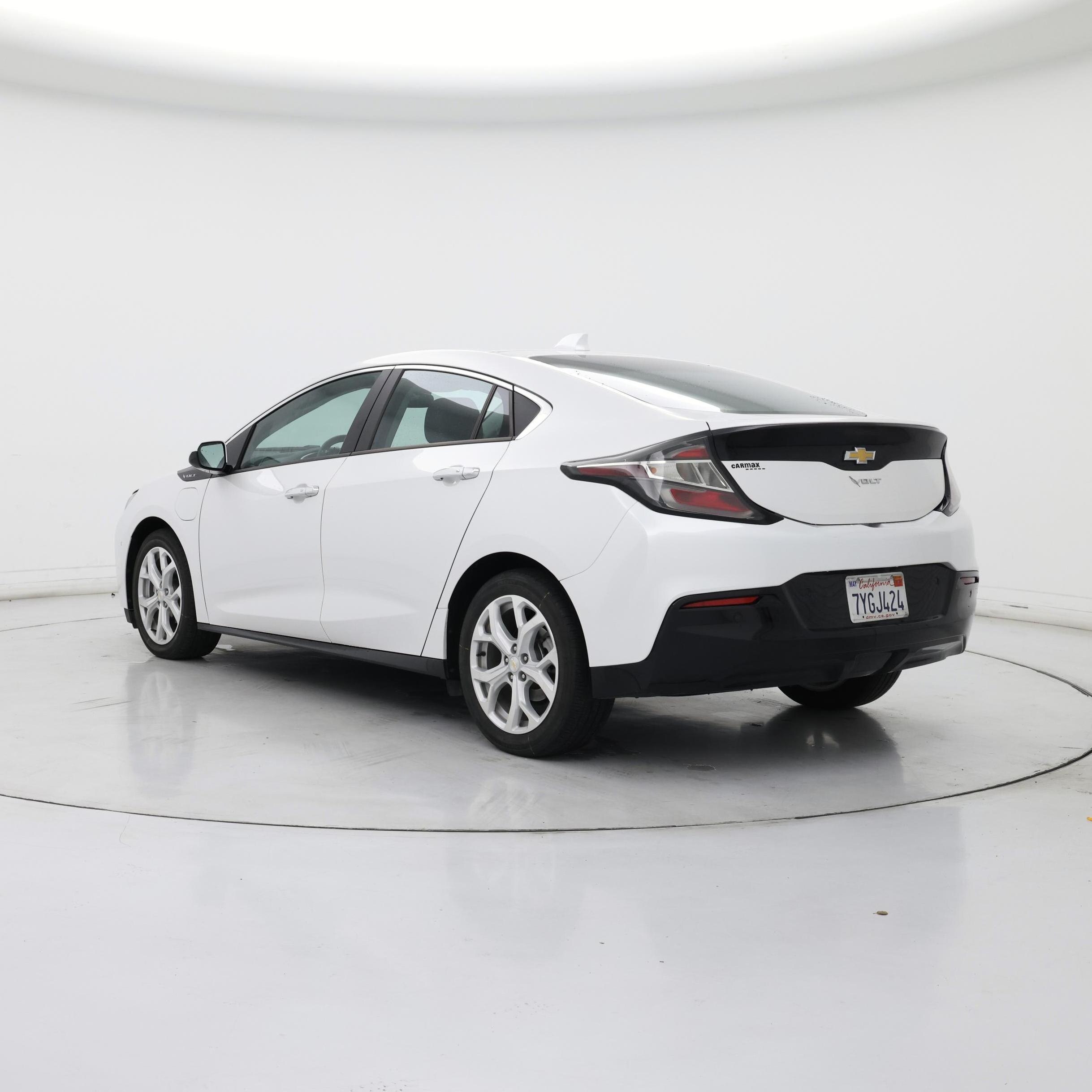 Thumbnail: 2017 Chevrolet Volt - 2
