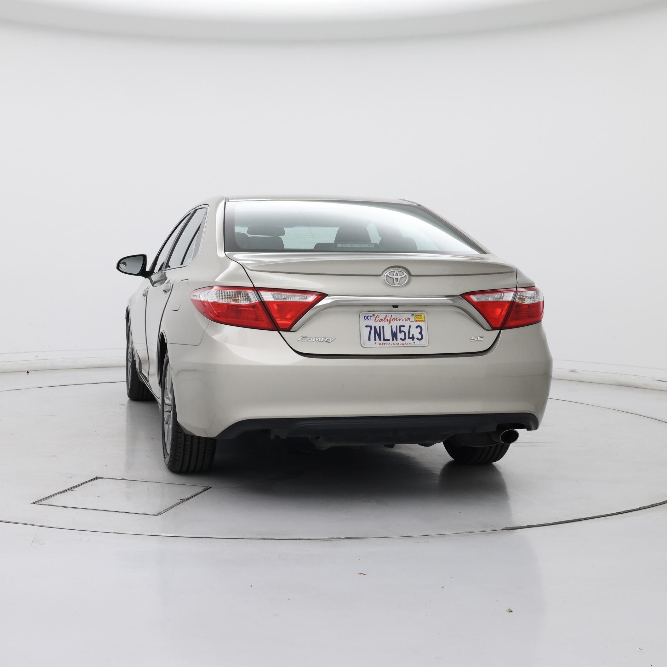 Thumbnail: 2015 Toyota Camry - 6