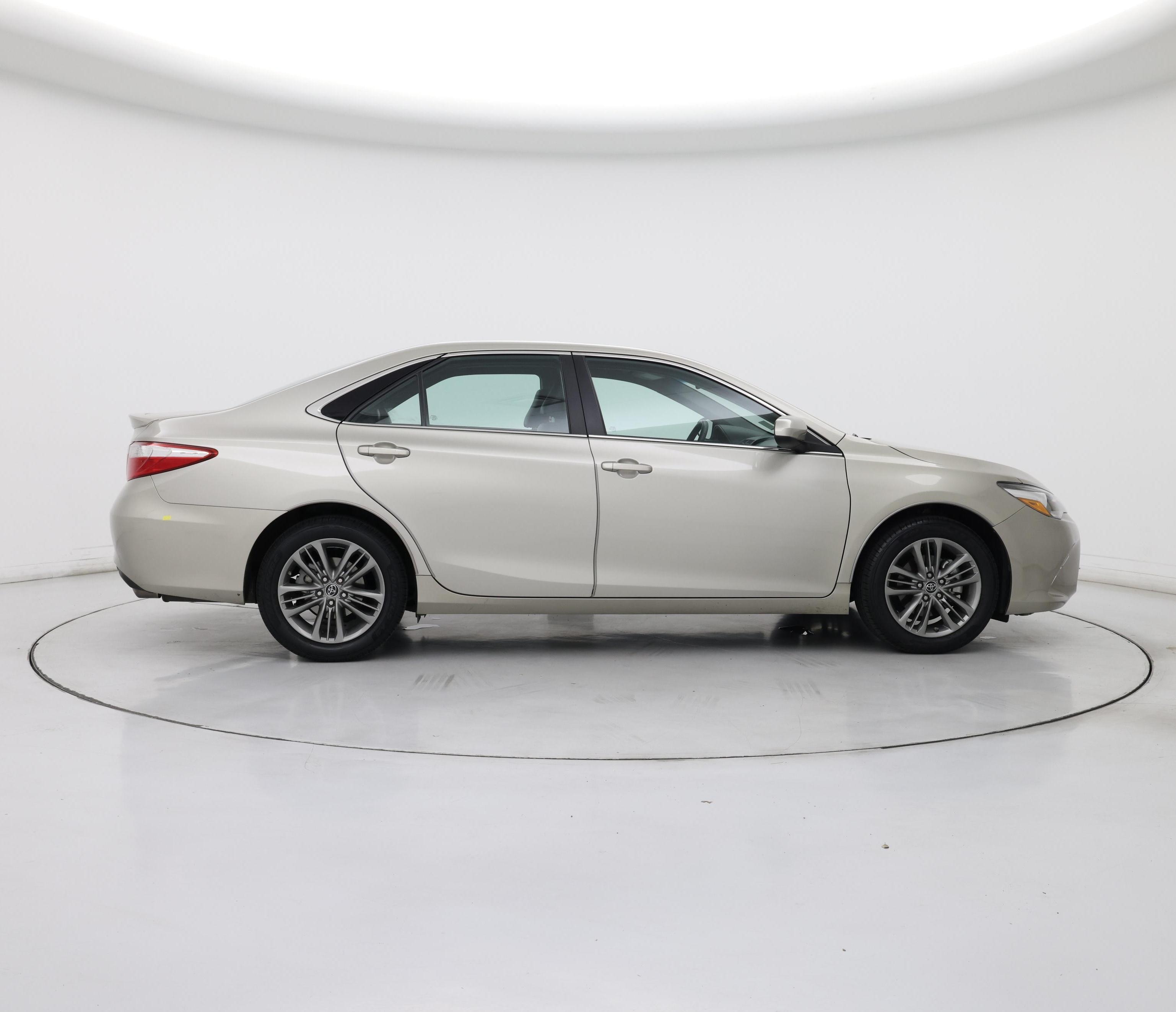 Thumbnail: 2015 Toyota Camry - 7