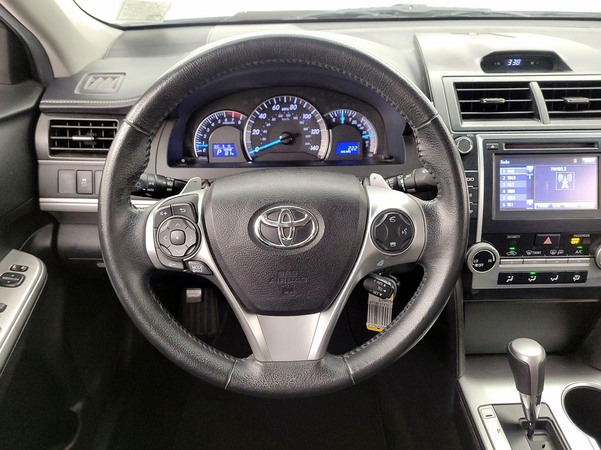Thumbnail: 2014 Toyota Camry - 10