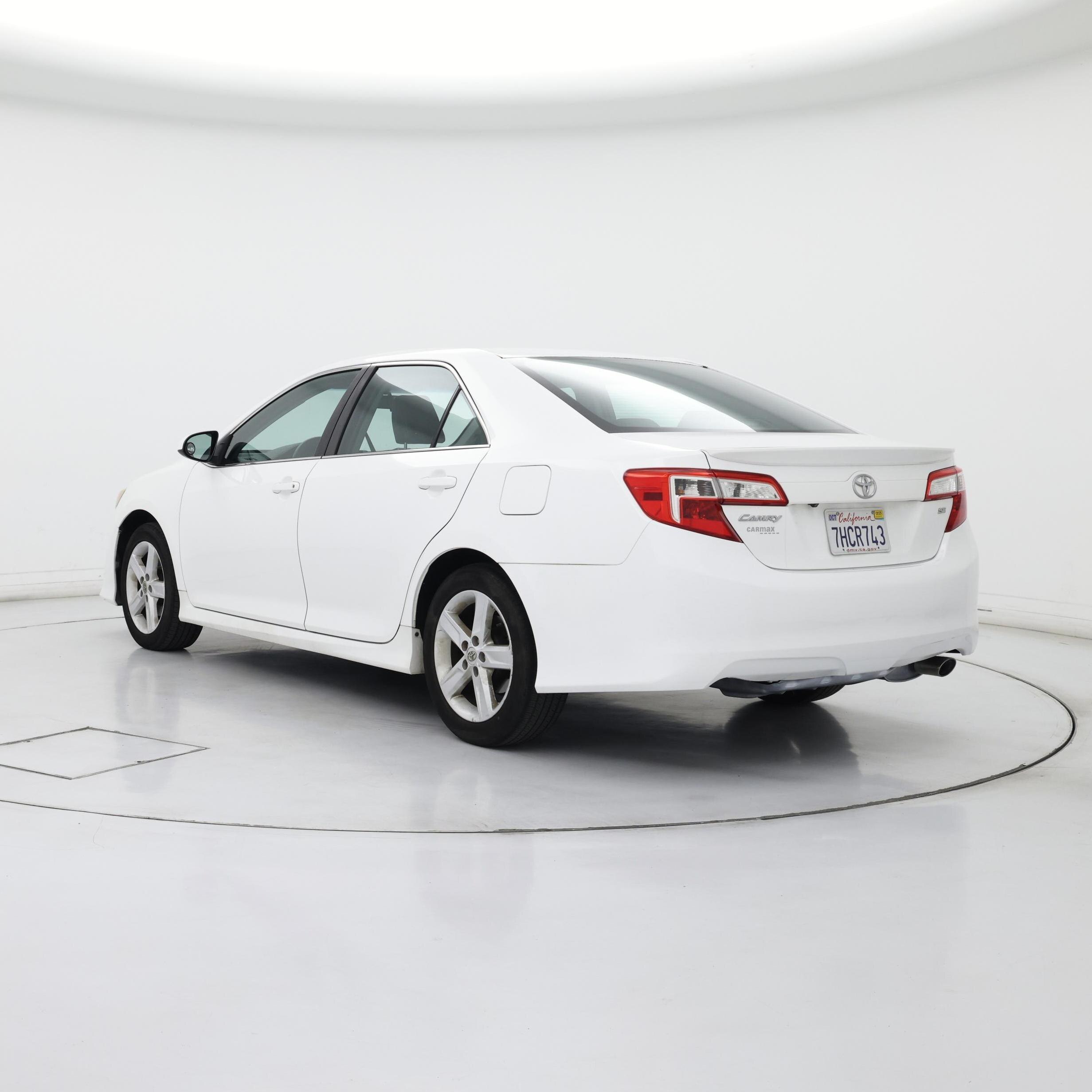 Thumbnail: 2014 Toyota Camry - 2