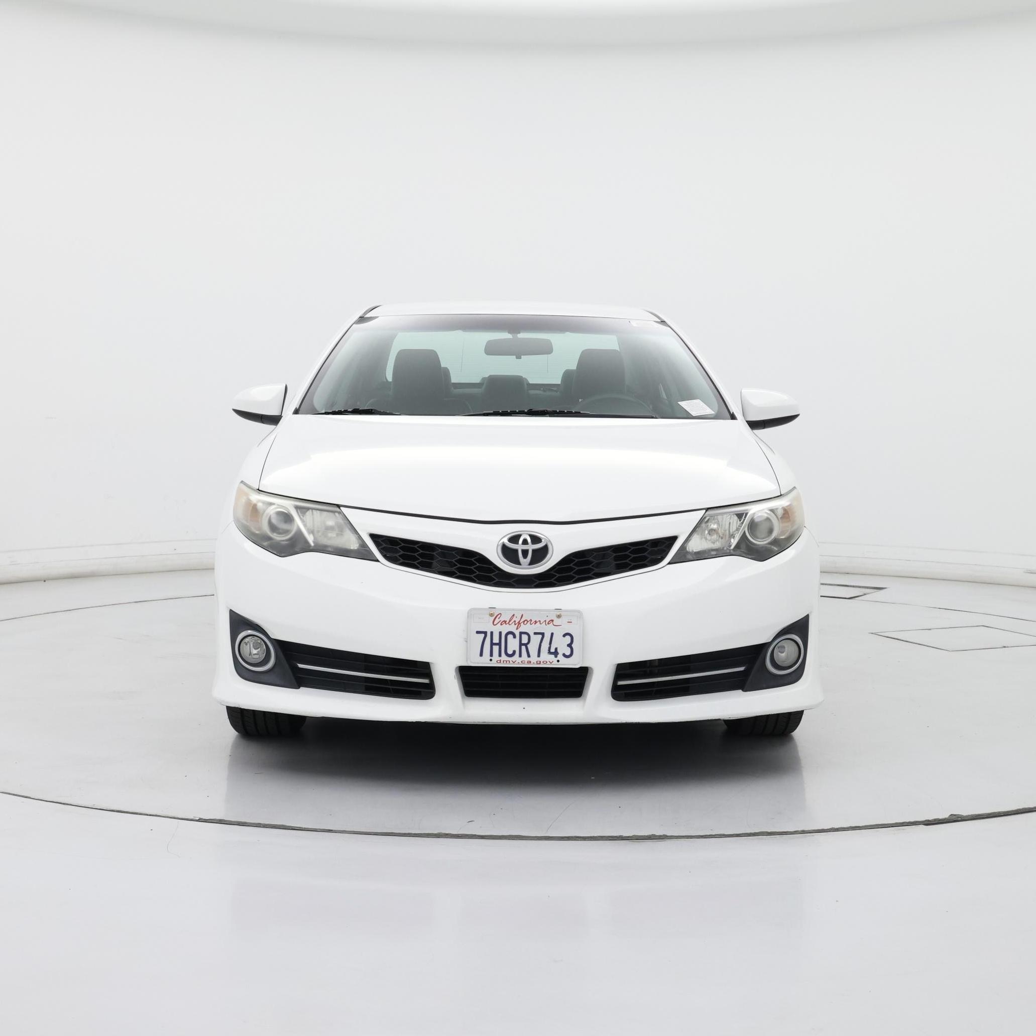 Thumbnail: 2014 Toyota Camry - 5