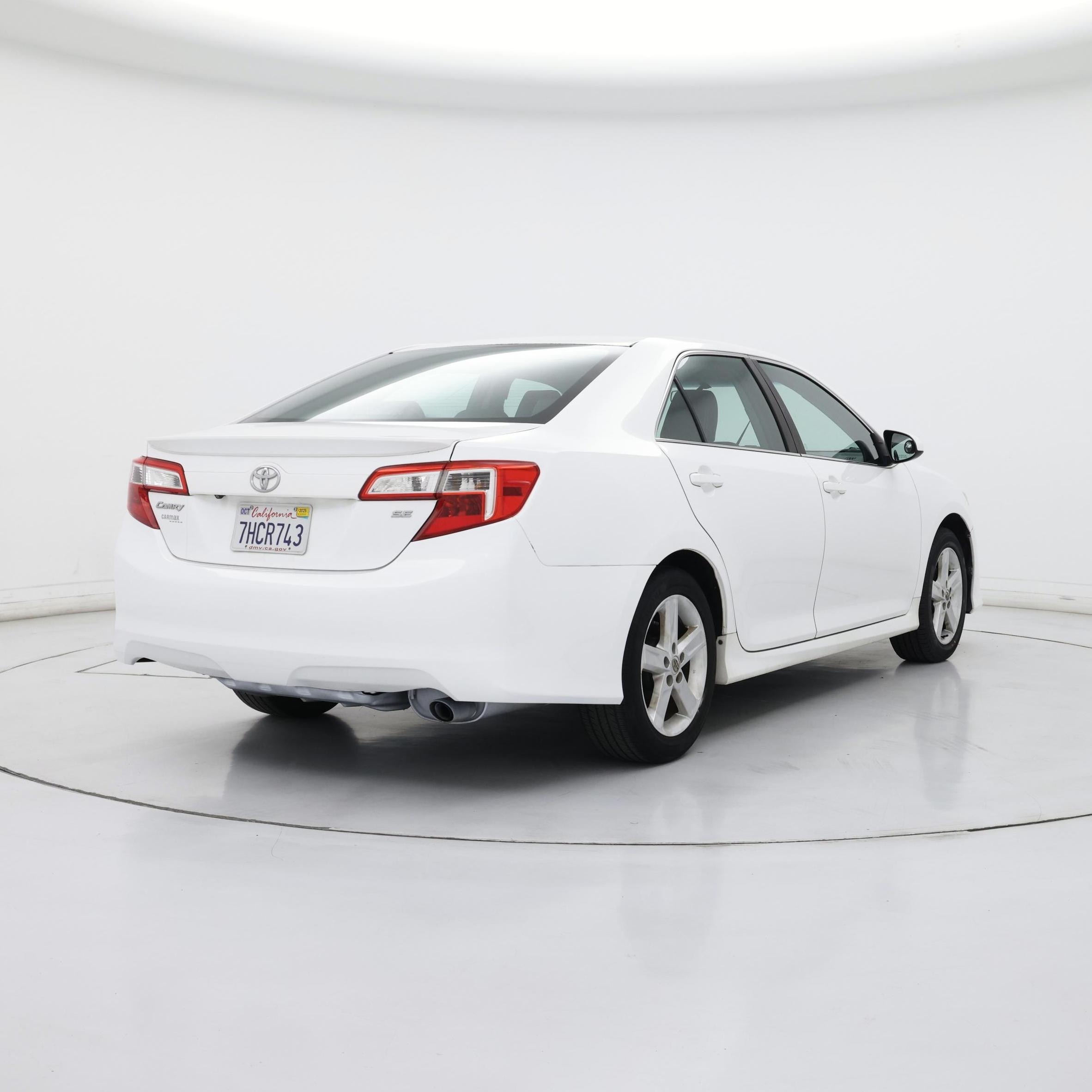 Thumbnail: 2014 Toyota Camry - 8