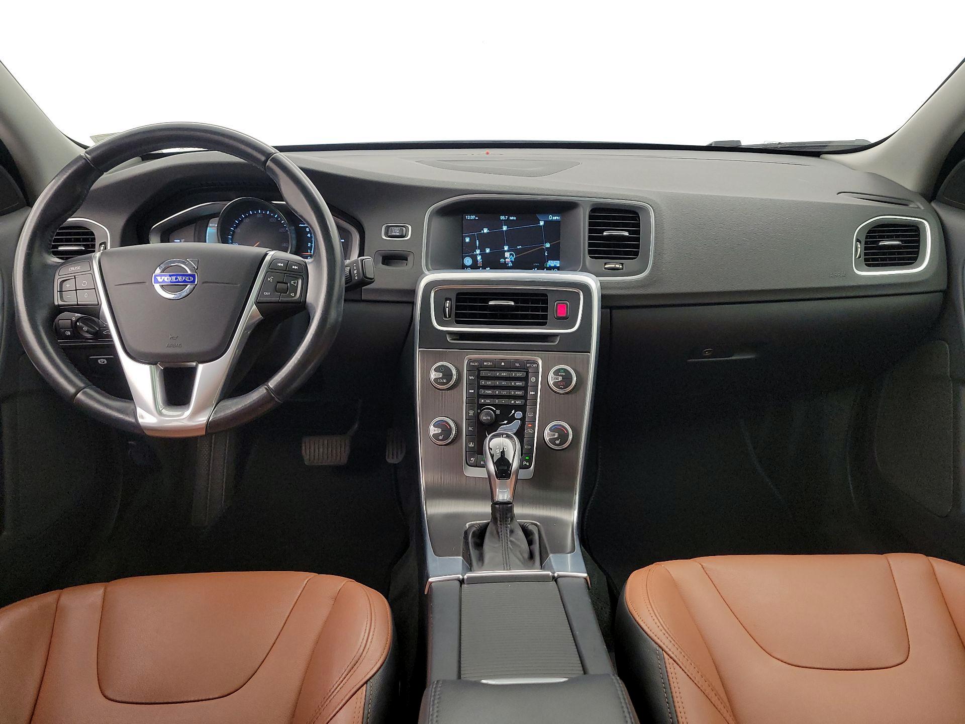 Thumbnail: 2016 Volvo S60 - 9