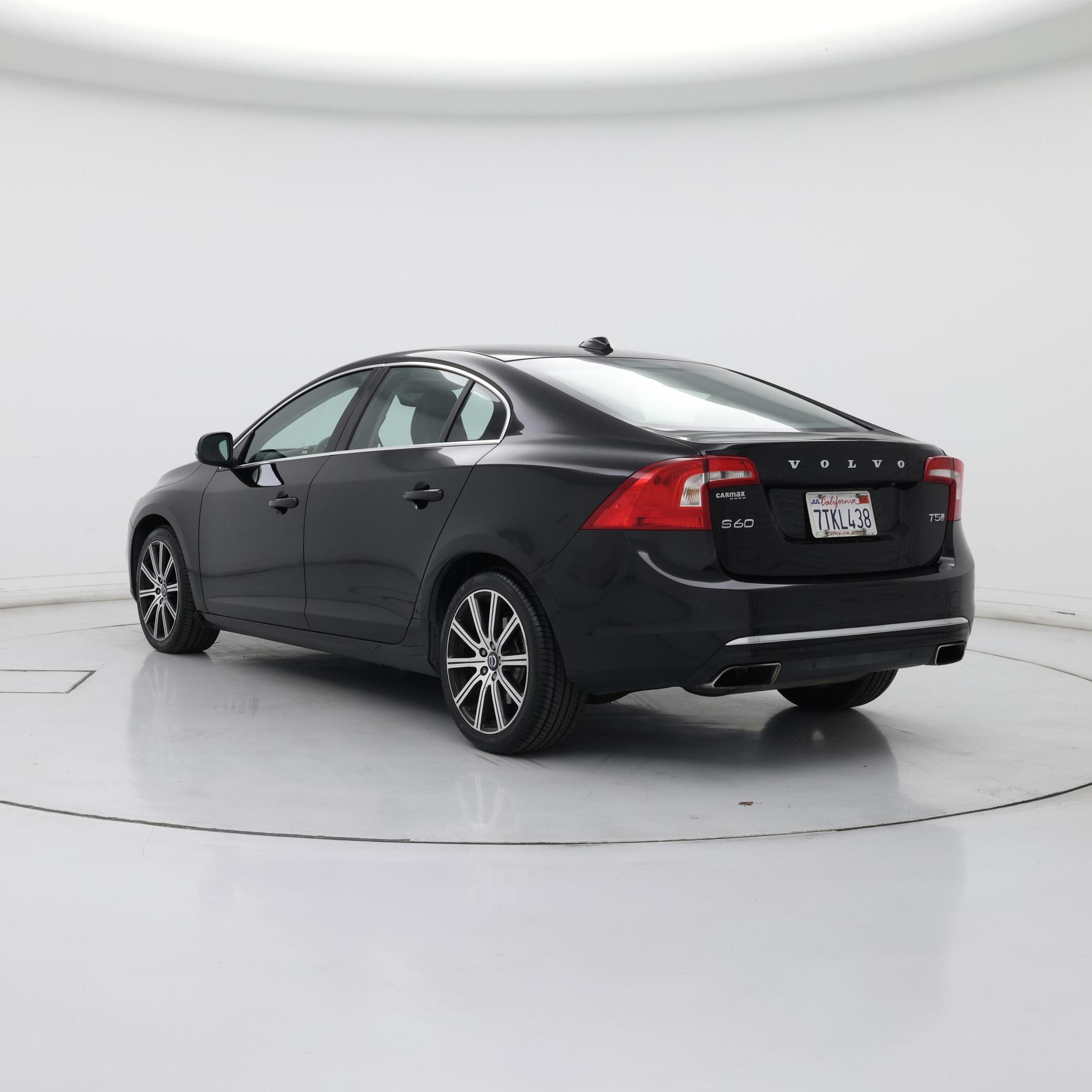 Thumbnail: 2016 Volvo S60 - 2