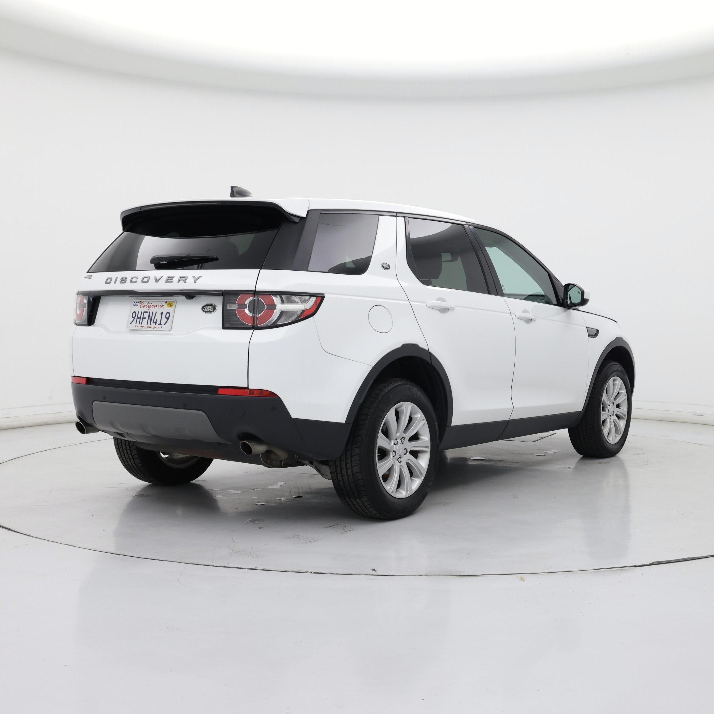 Thumbnail: 2019 Land Rover Discovery Sport - 8