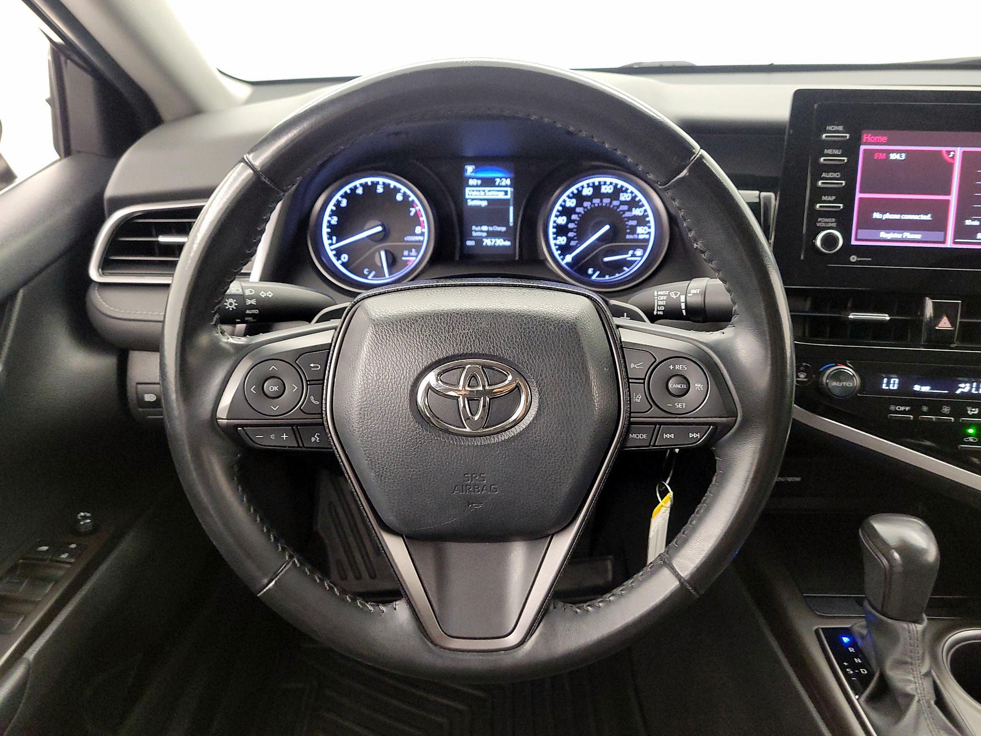 Thumbnail: 2023 Toyota Camry - 10