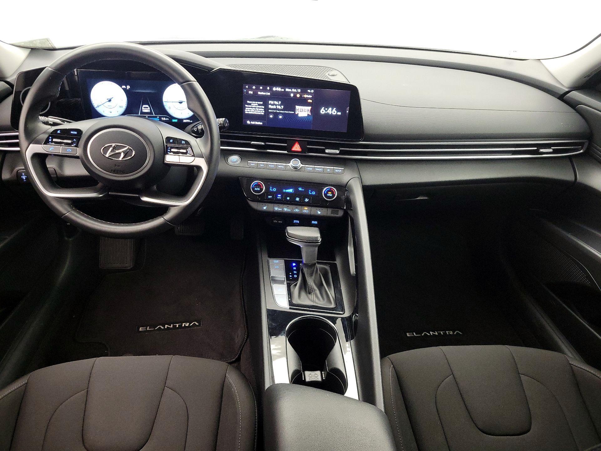 Thumbnail: 2023 Hyundai Elantra - 9