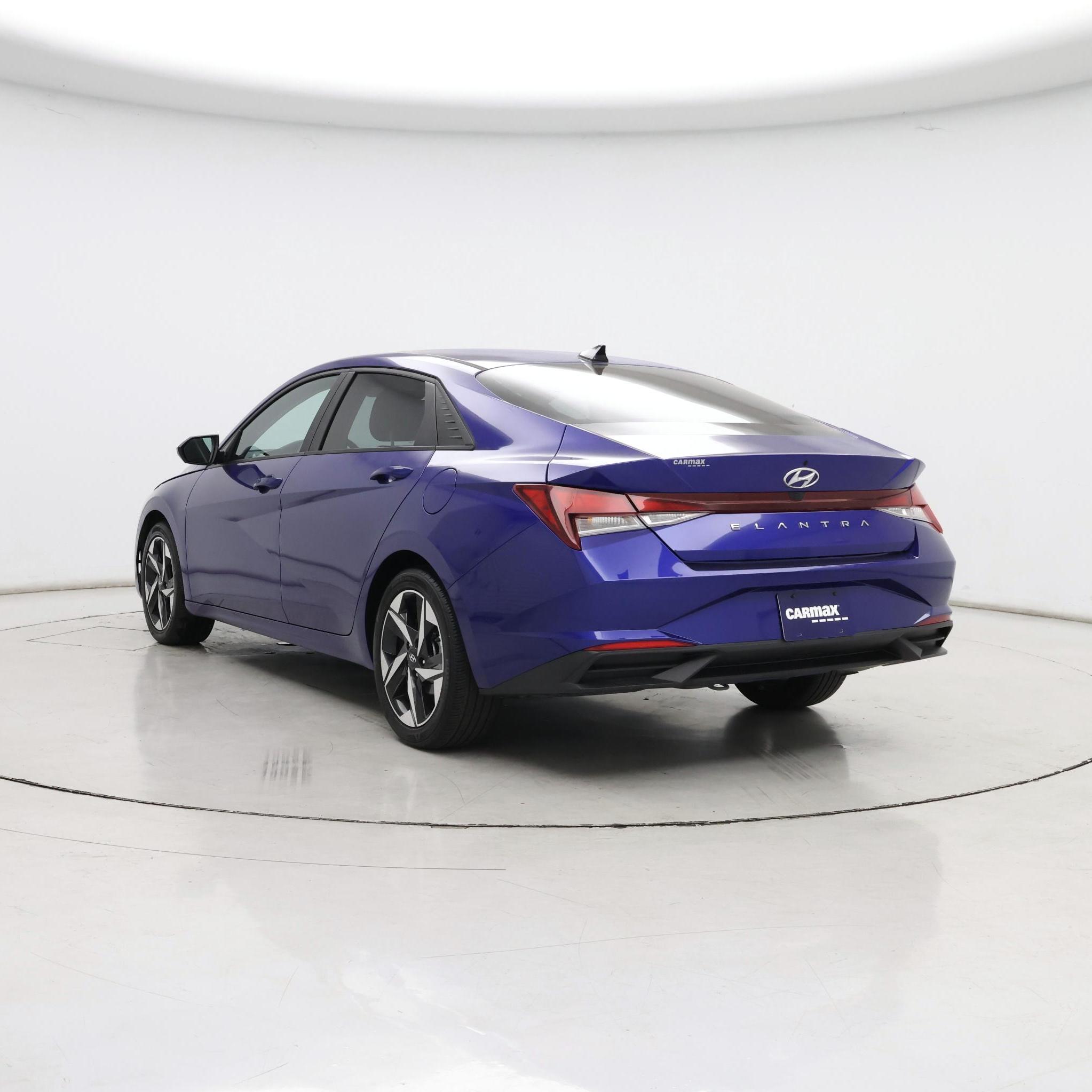 Thumbnail: 2023 Hyundai Elantra - 2