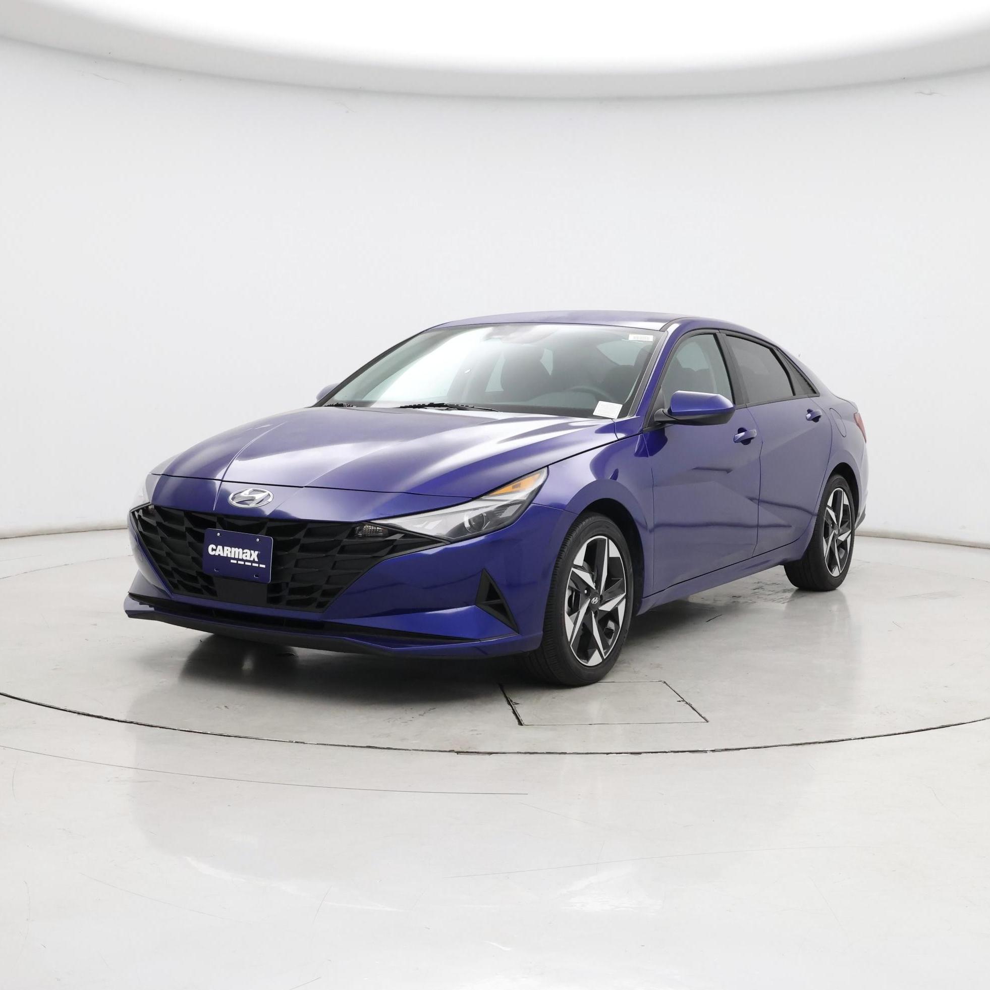 Thumbnail: 2023 Hyundai Elantra - 4