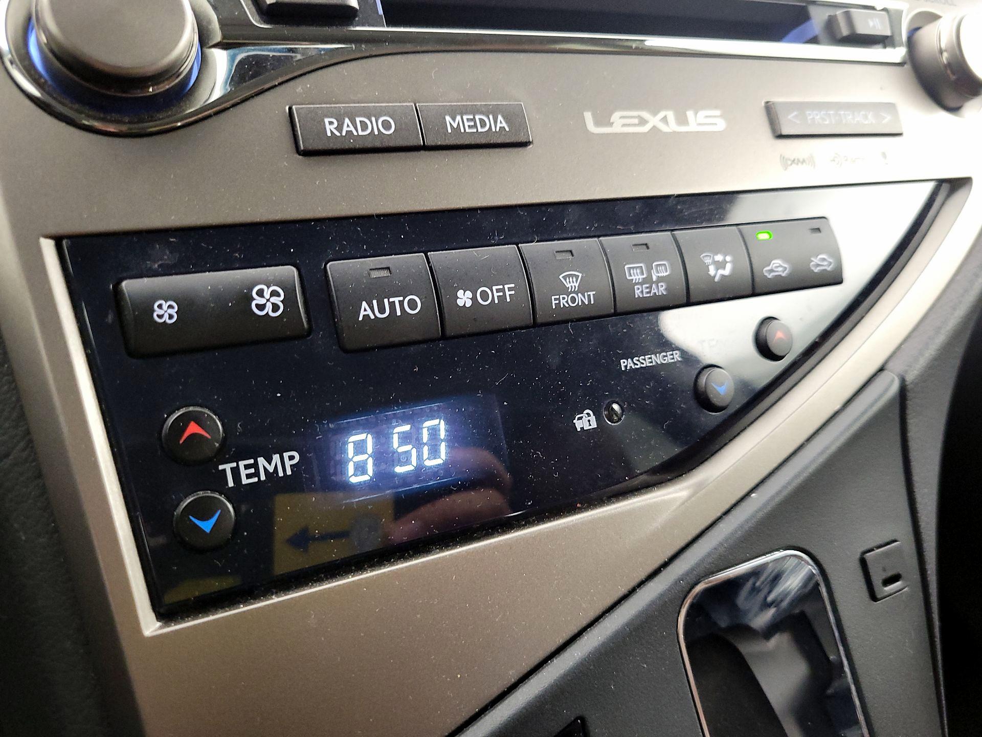 Thumbnail: 2015 Lexus RX - 17