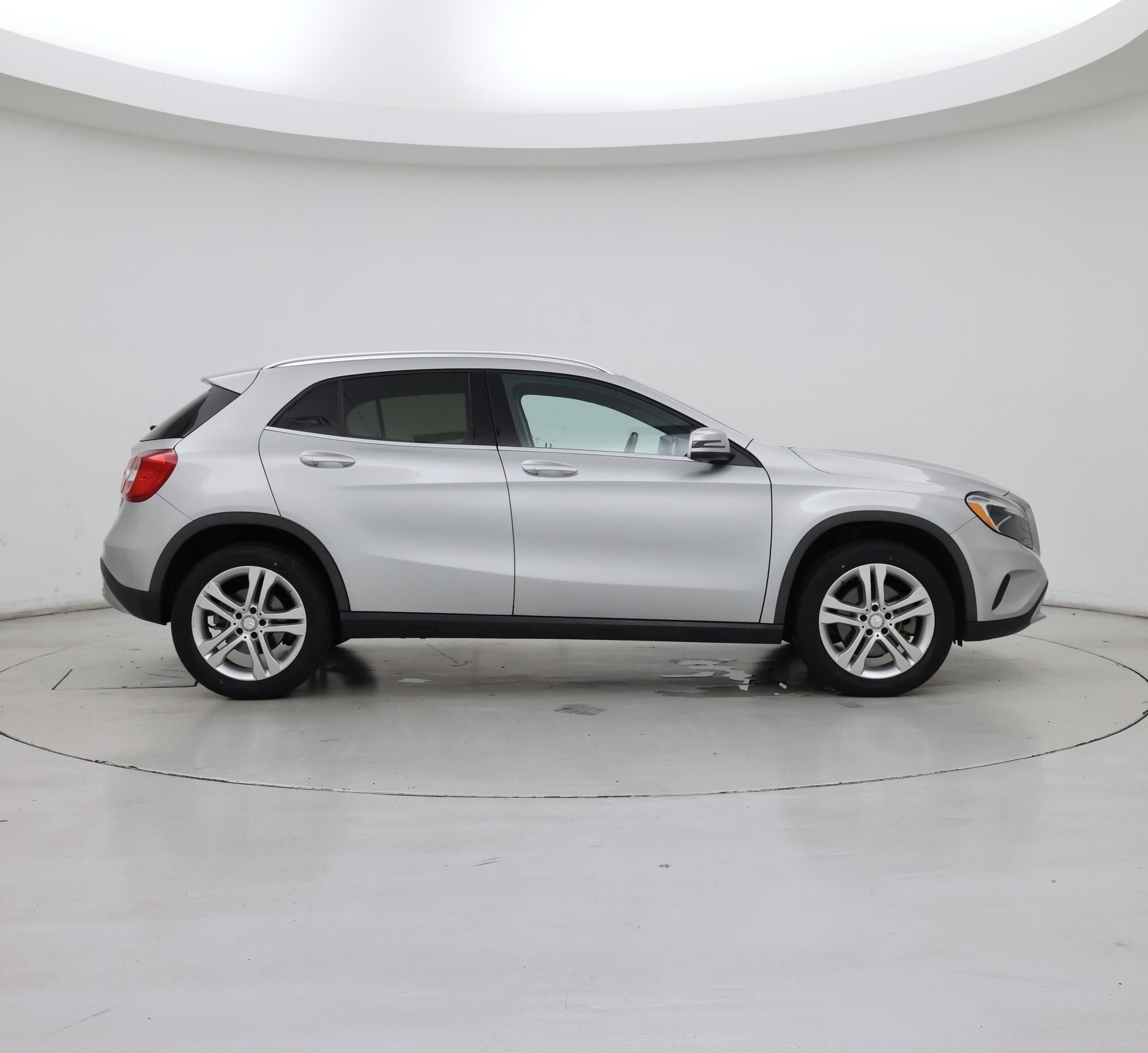 Thumbnail: 2017 Mercedes-Benz GLA - 7