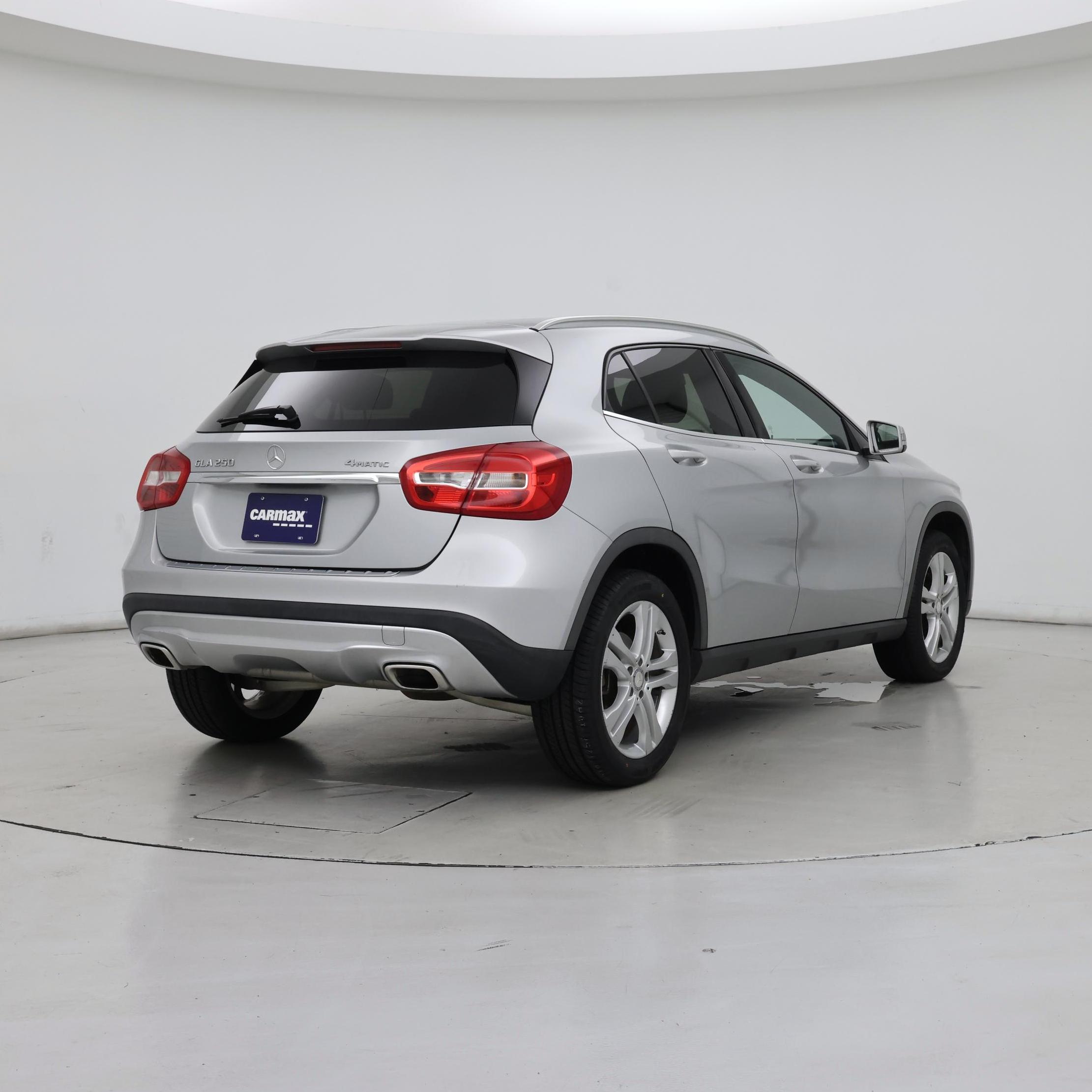 Thumbnail: 2017 Mercedes-Benz GLA - 8
