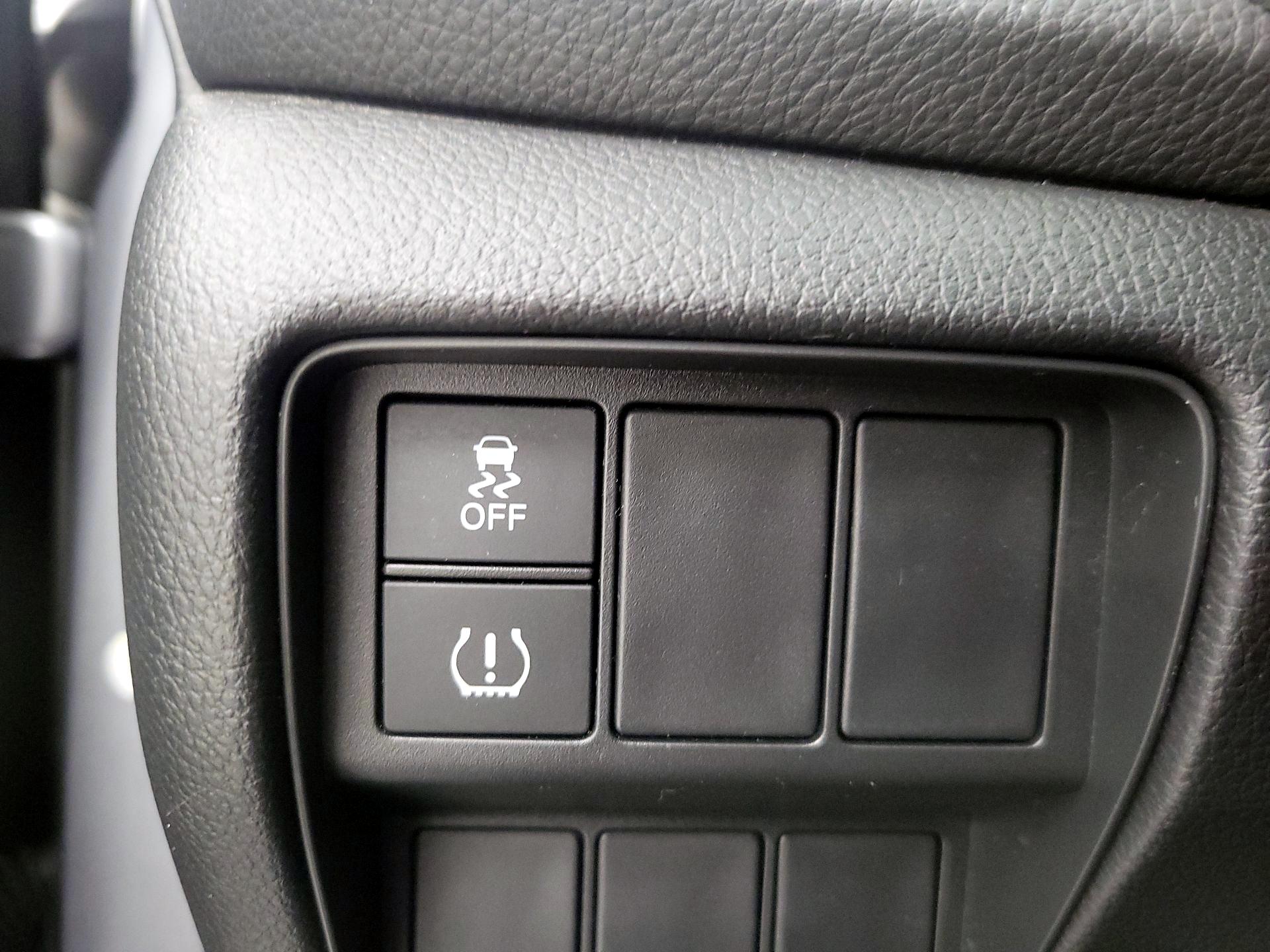 Thumbnail: 2017 Honda CR-V - 13