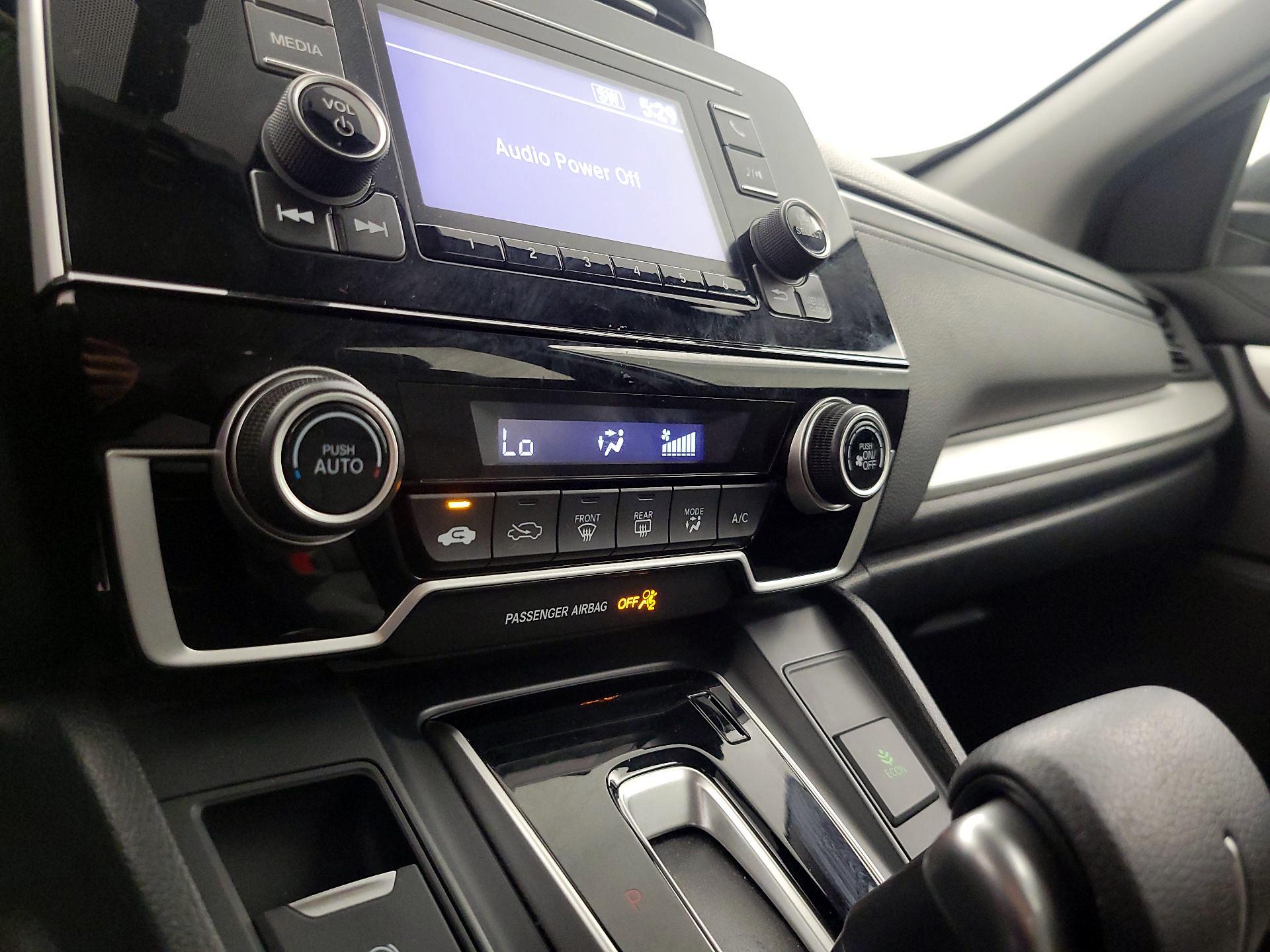 Thumbnail: 2017 Honda CR-V - 16