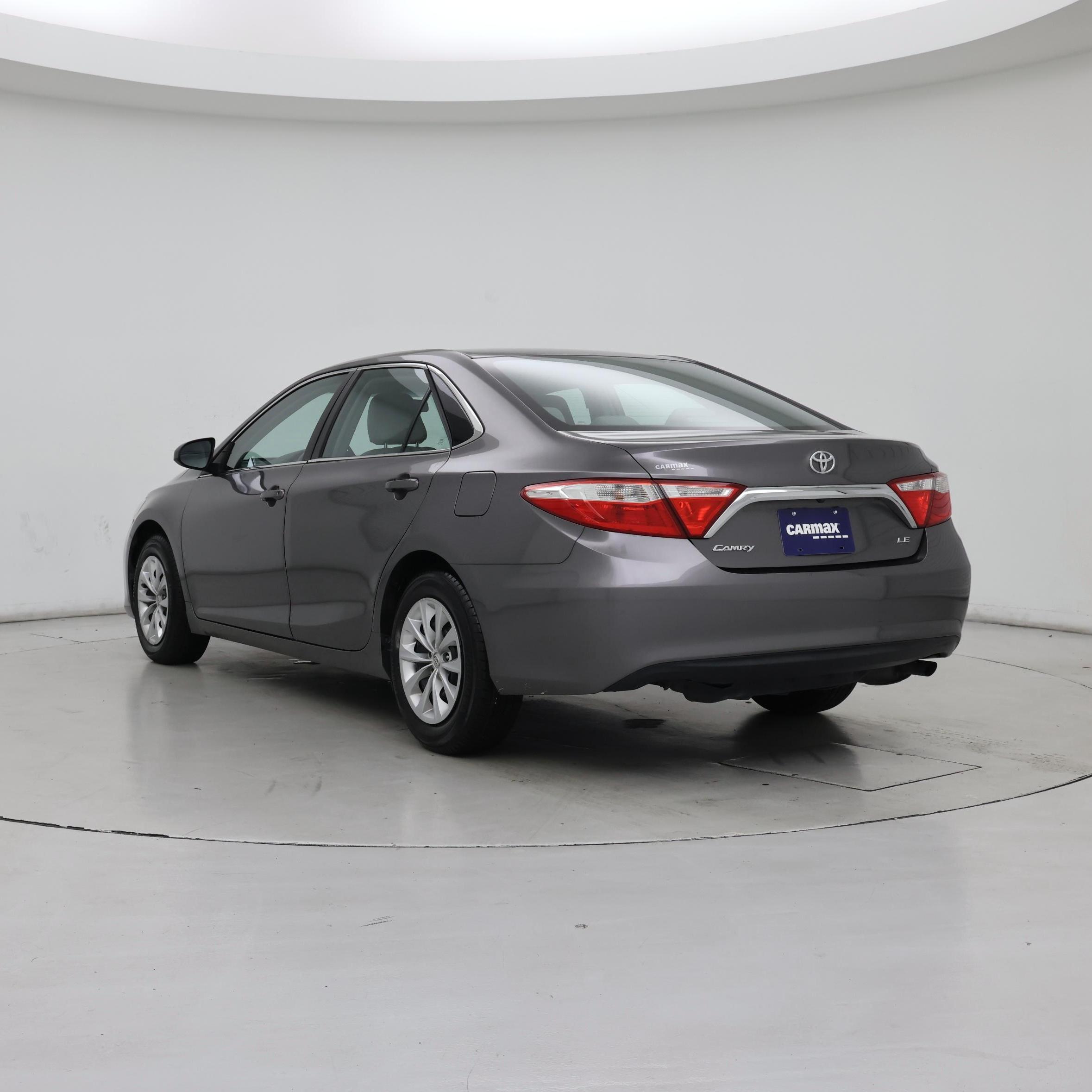 Thumbnail: 2016 Toyota Camry - 2