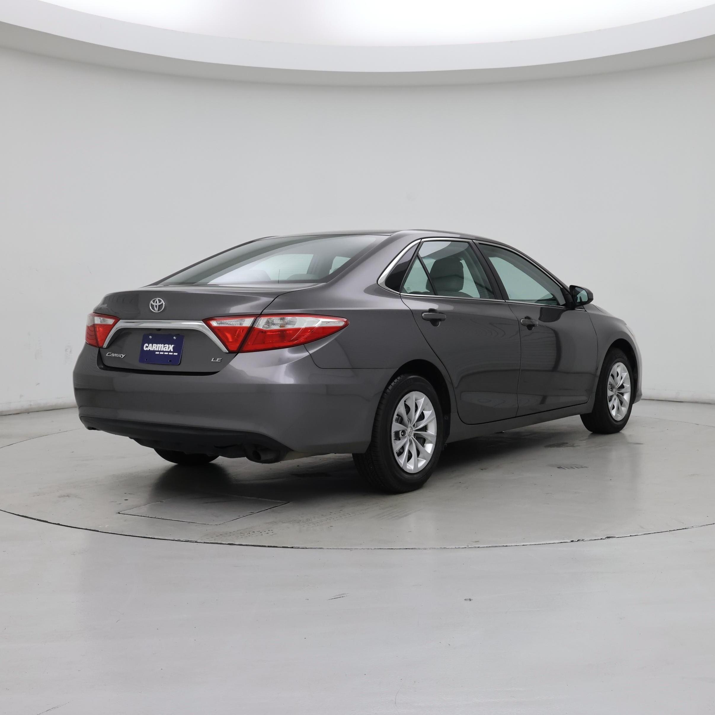 Thumbnail: 2016 Toyota Camry - 8