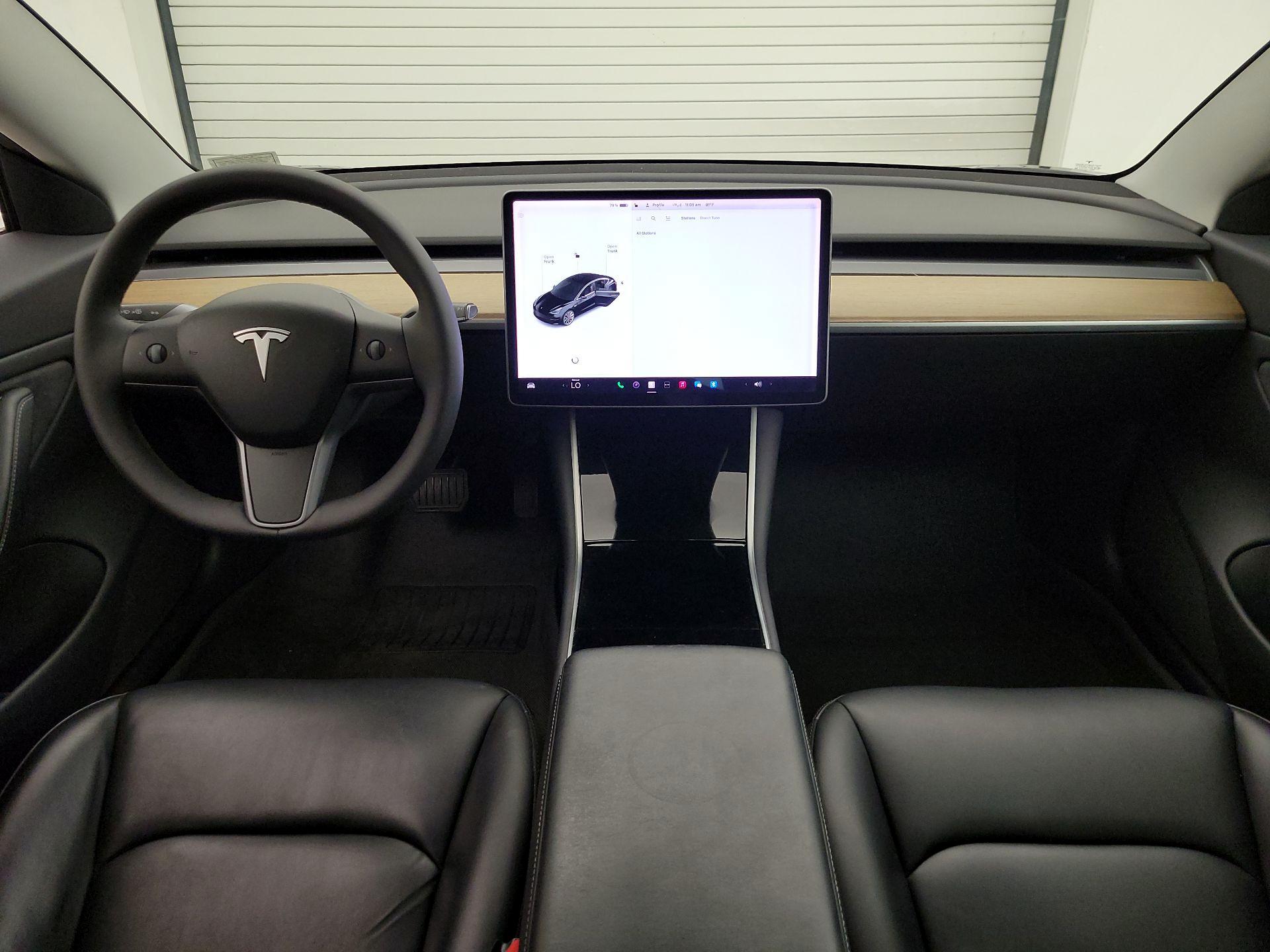 Thumbnail: 2019 Tesla Model 3 - 9