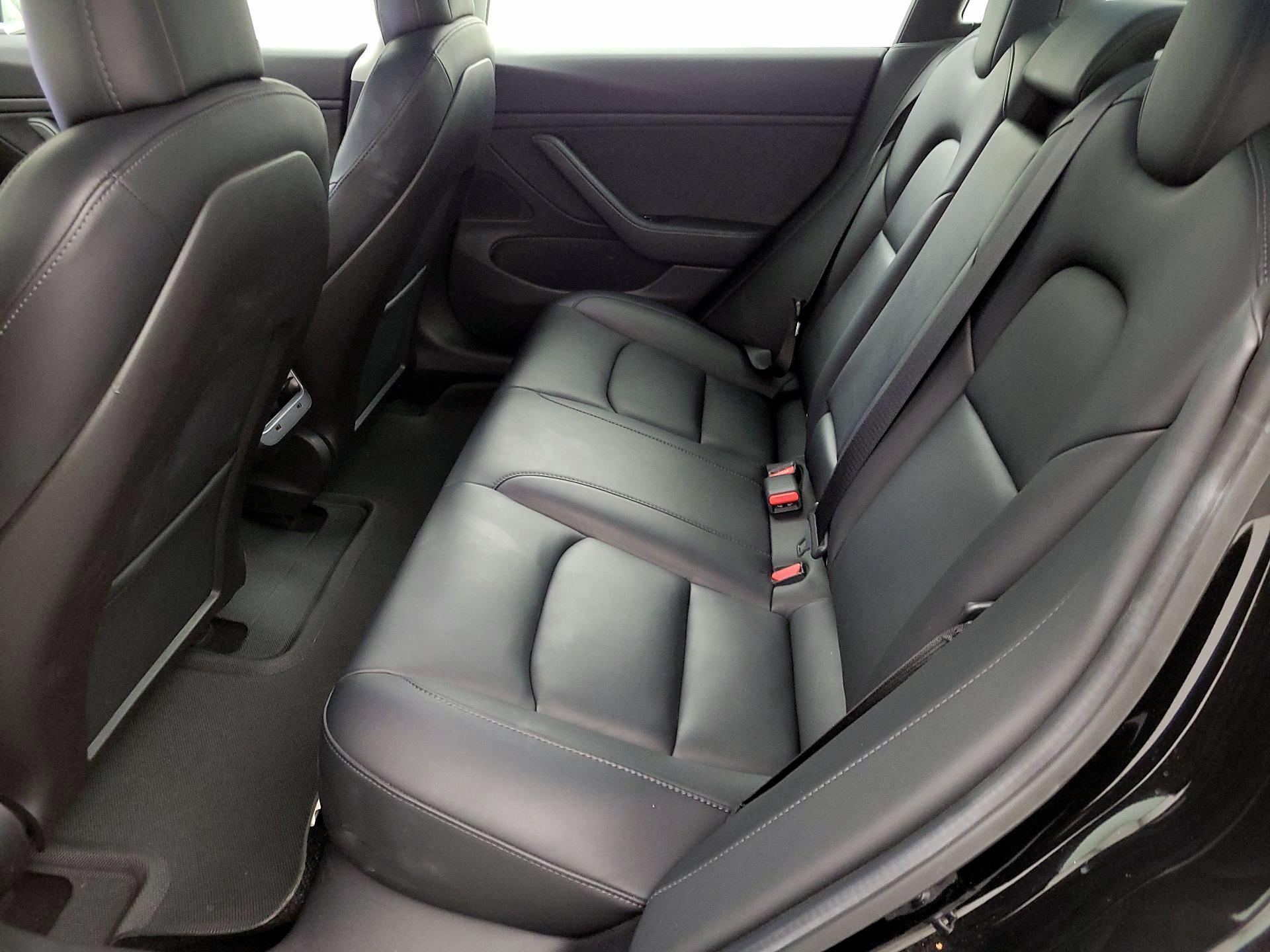 Thumbnail: 2019 Tesla Model 3 - 19