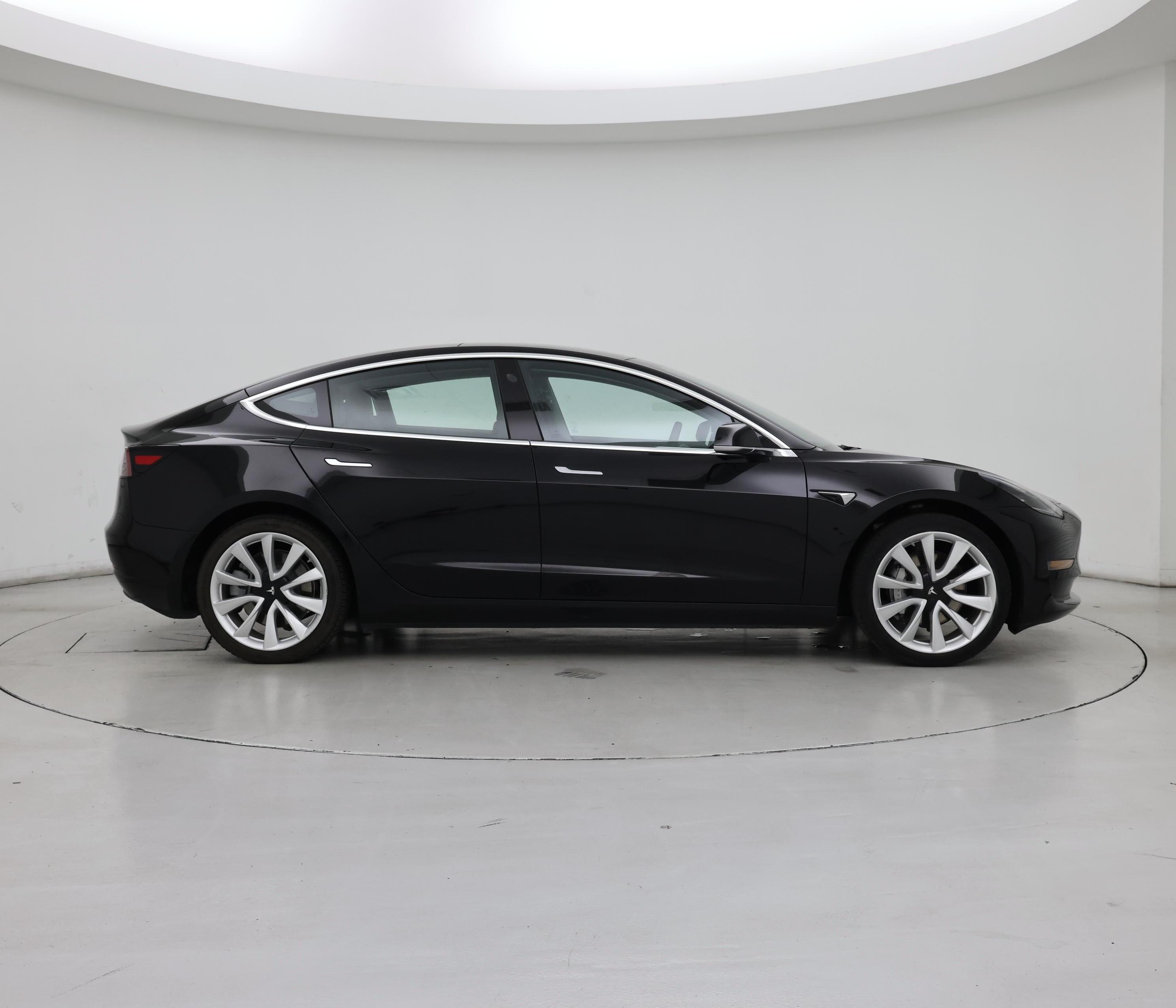 Thumbnail: 2019 Tesla Model 3 - 7