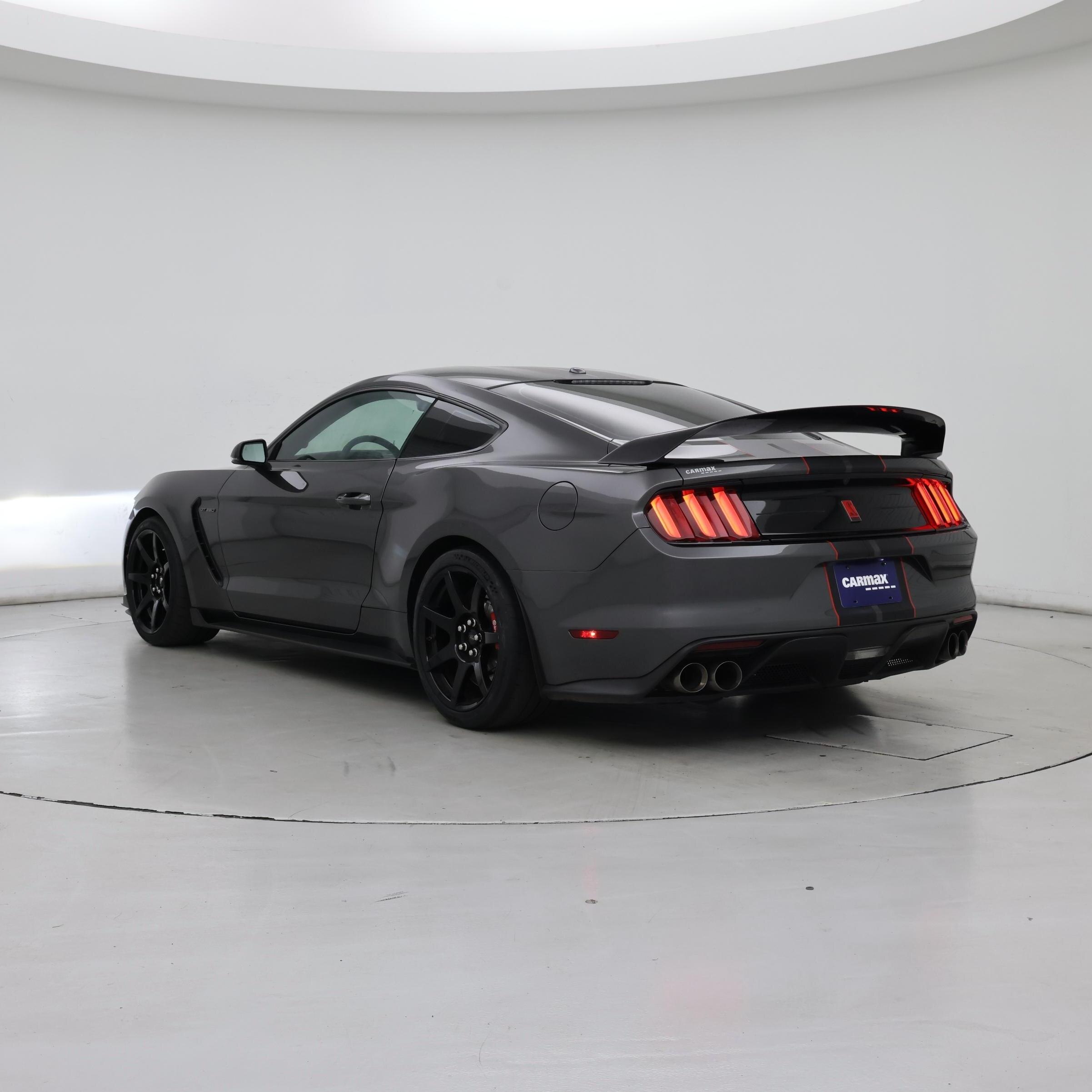 Thumbnail: 2019 Ford Mustang - 2