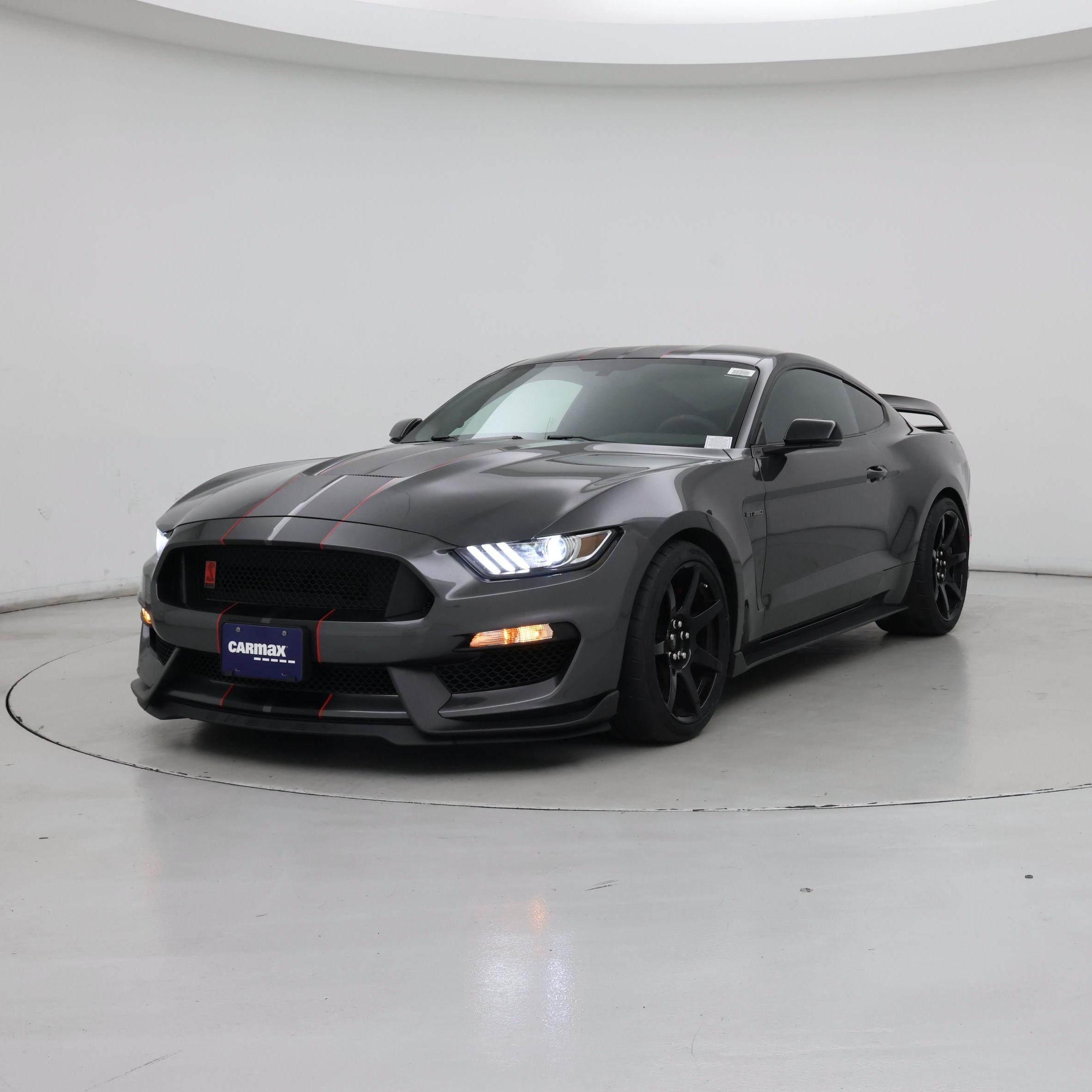 Thumbnail: 2019 Ford Mustang - 4