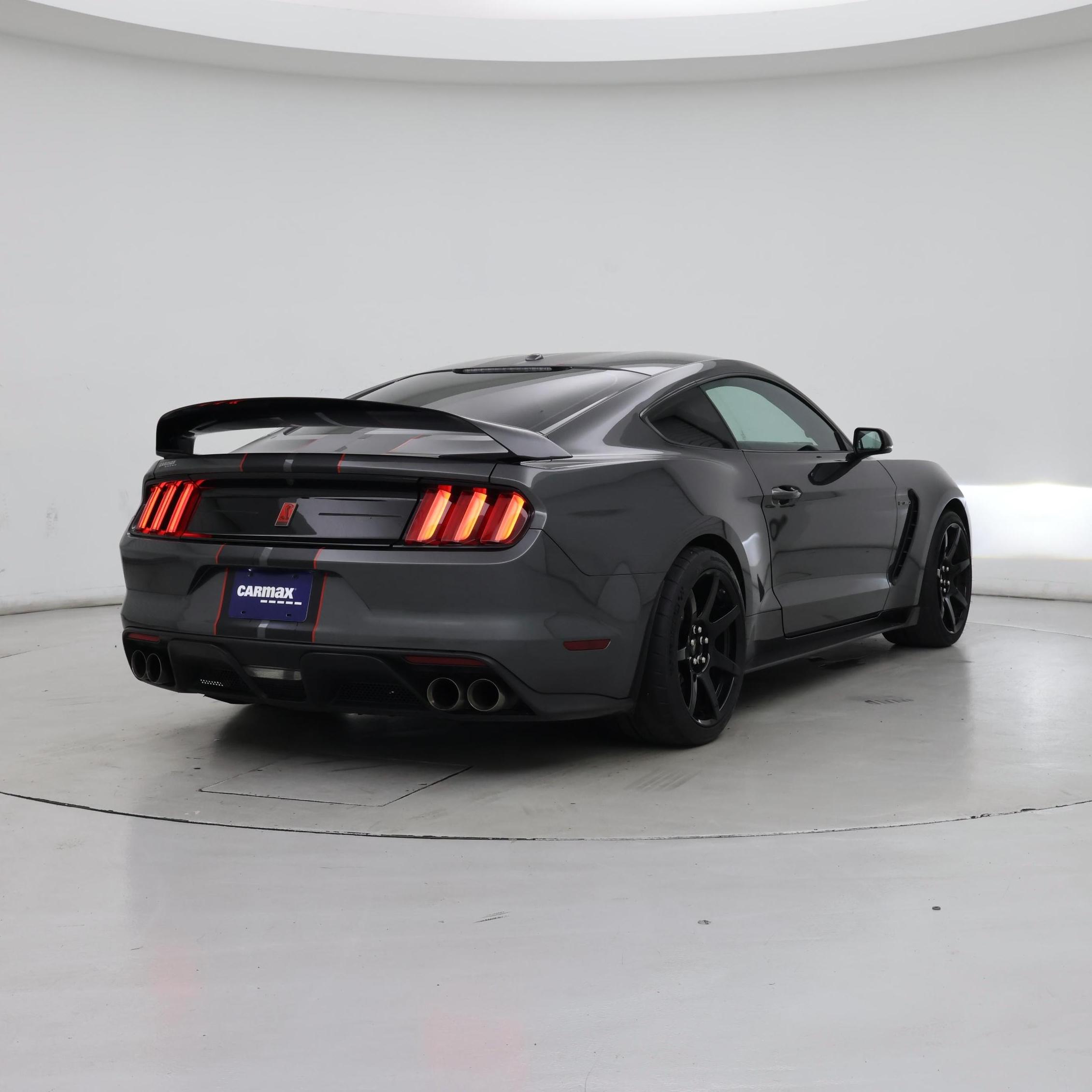 Thumbnail: 2019 Ford Mustang - 8