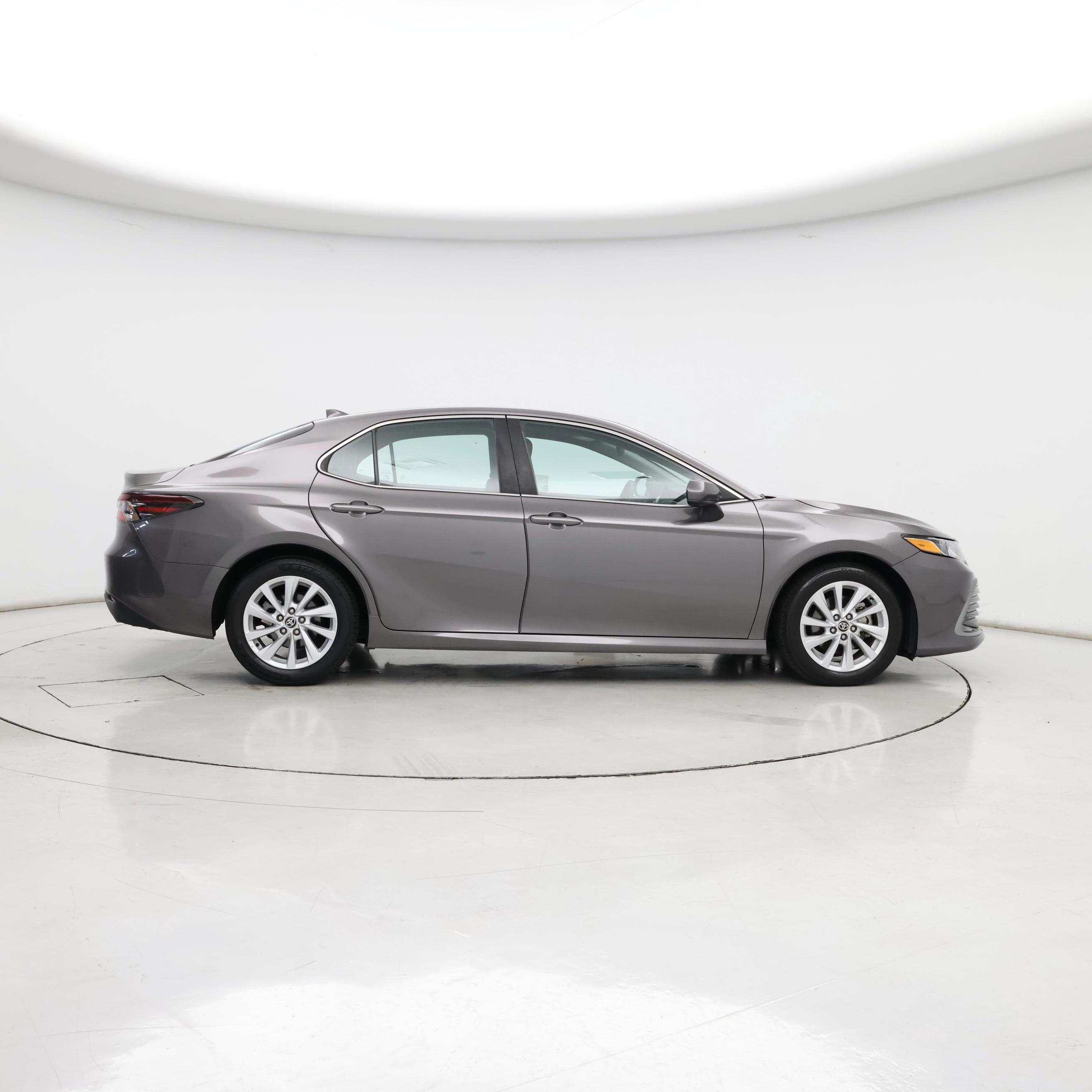Thumbnail: 2021 Toyota Camry - 7