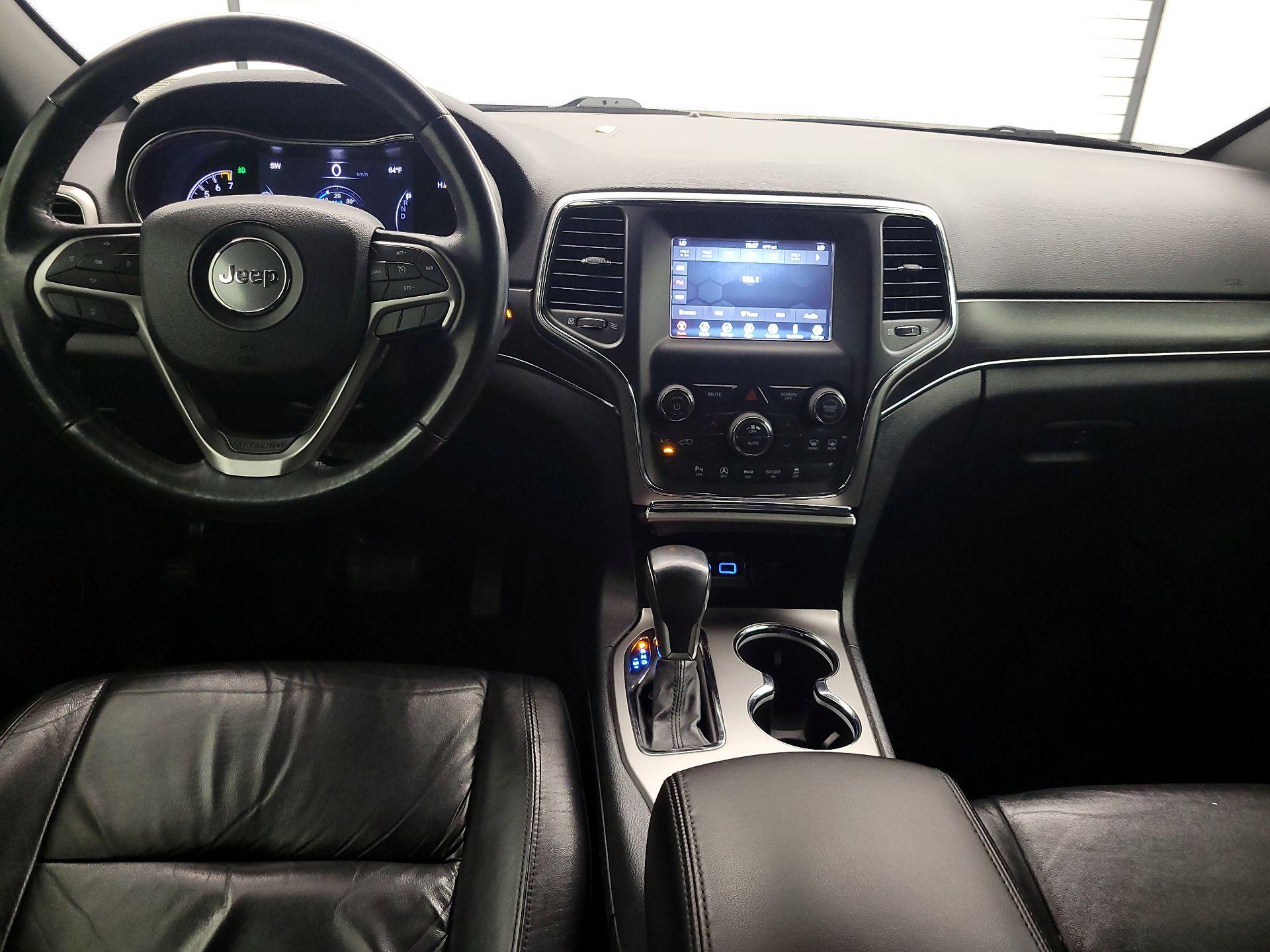 Thumbnail: 2018 Jeep Grand Cherokee - 9
