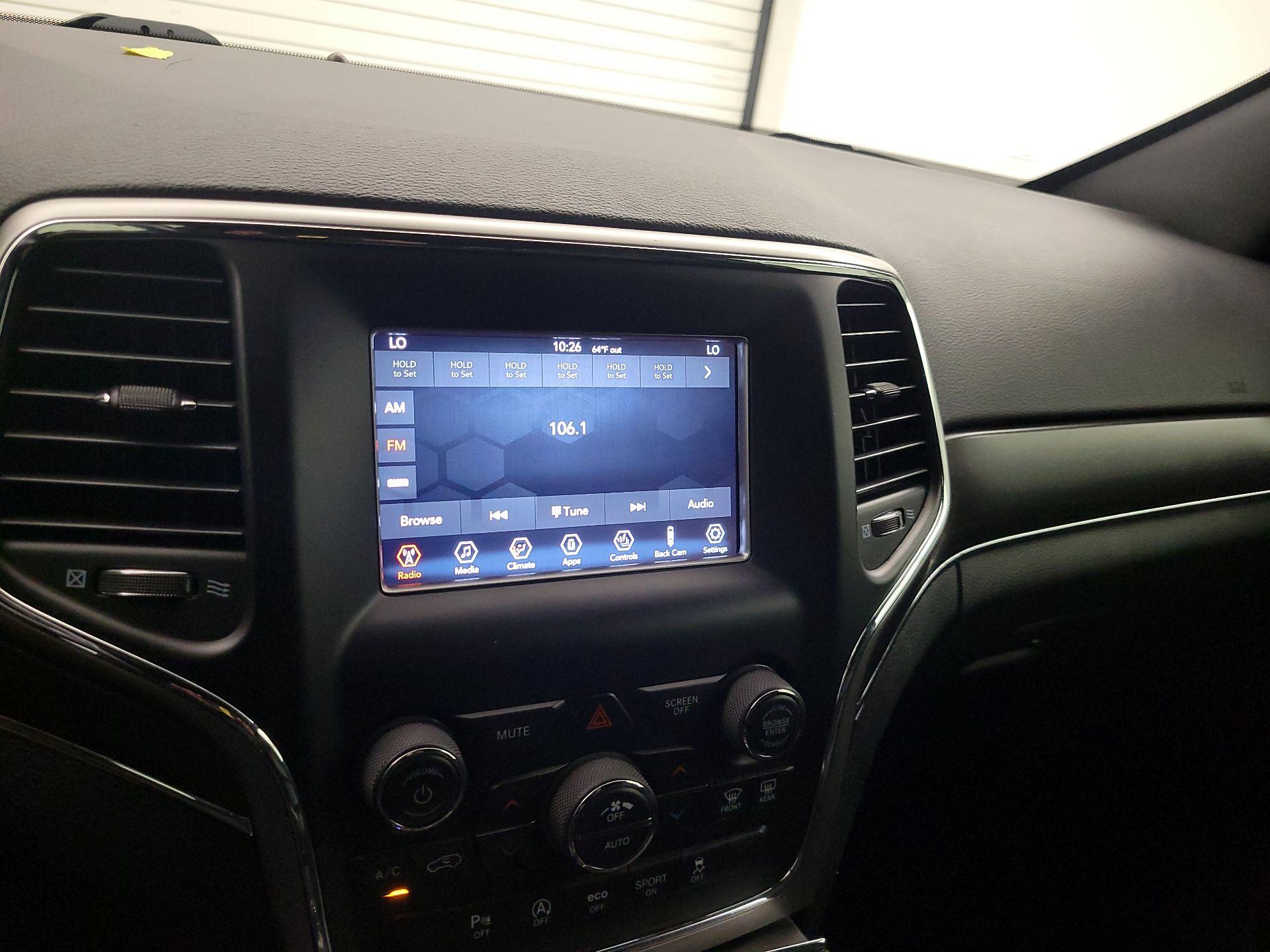 Thumbnail: 2018 Jeep Grand Cherokee - 15