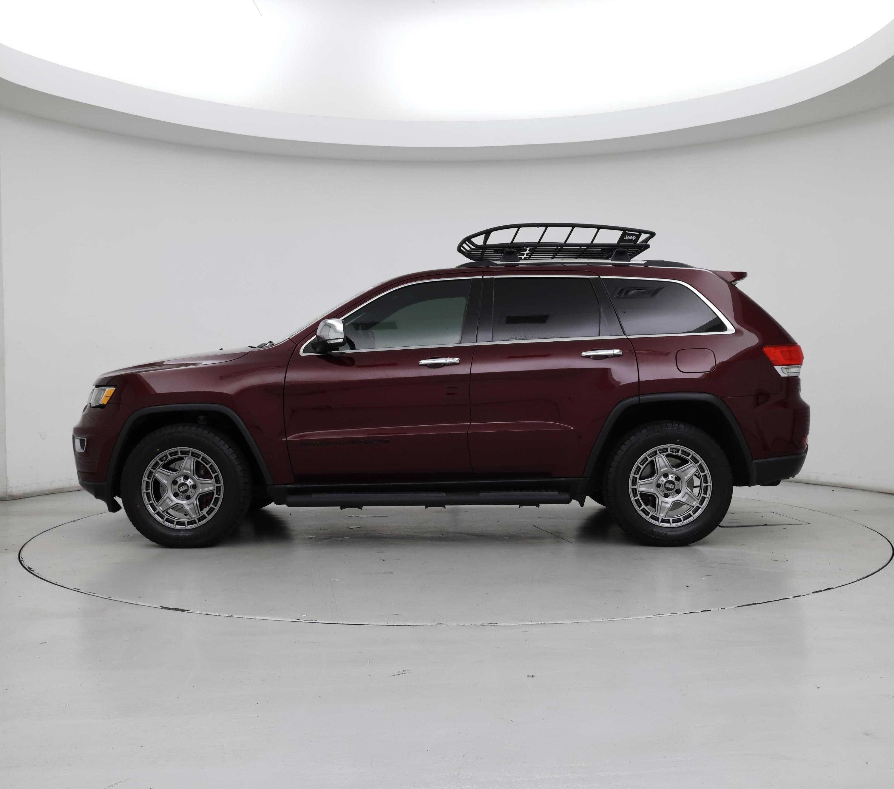 Thumbnail: 2018 Jeep Grand Cherokee - 3