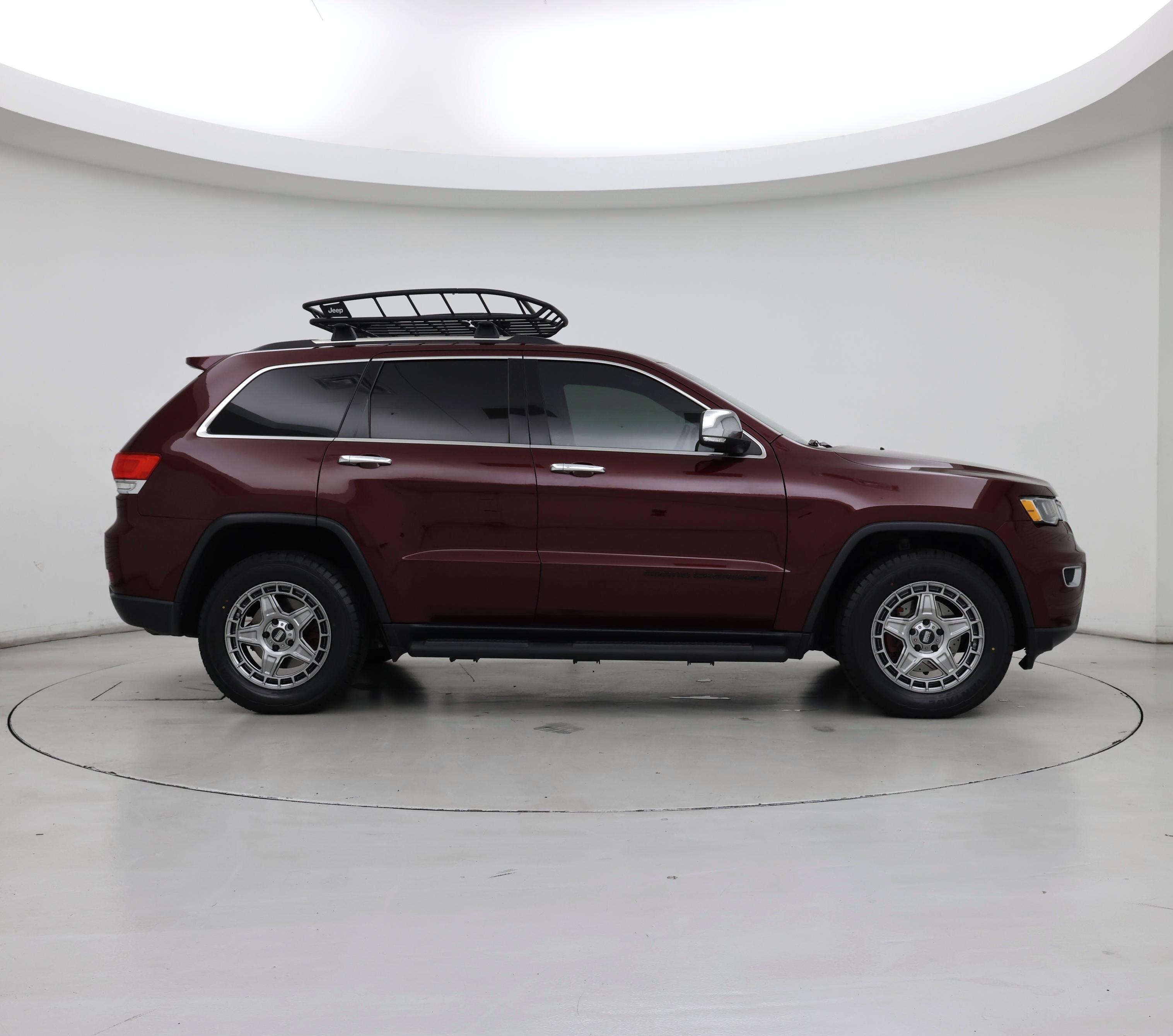 Thumbnail: 2018 Jeep Grand Cherokee - 7