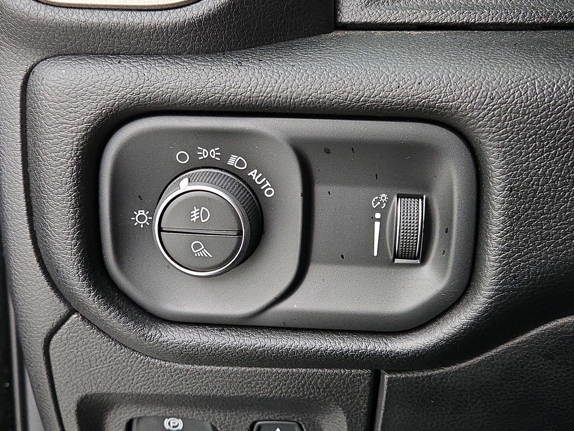 Thumbnail: 2020 RAM 1500 - 13
