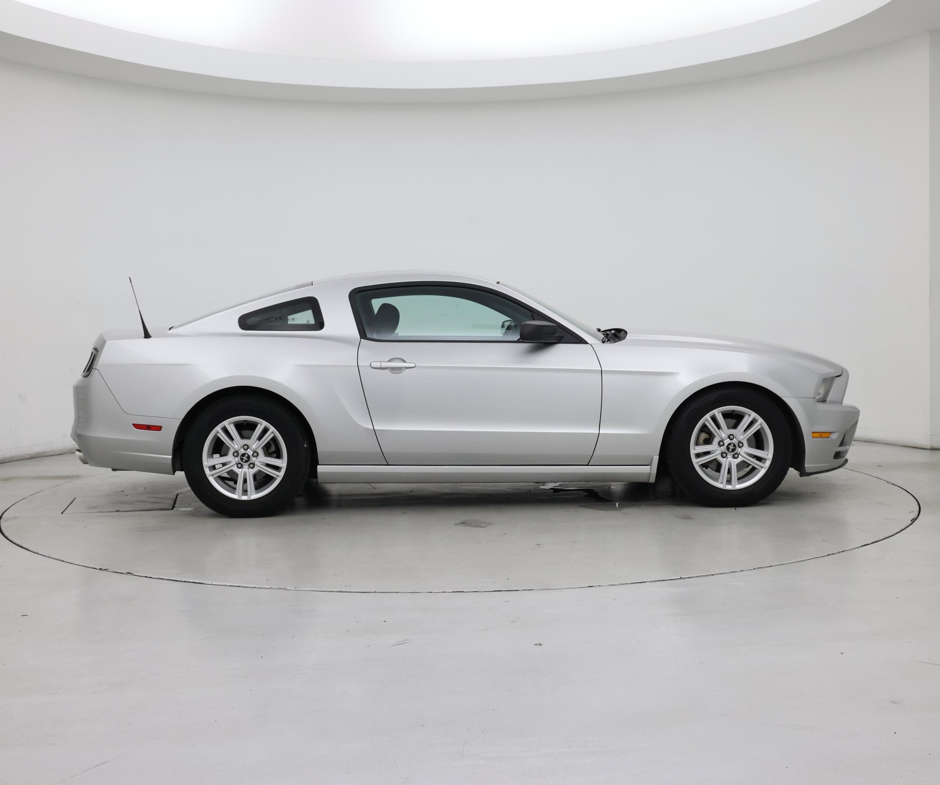 Thumbnail: 2014 Ford Mustang - 7