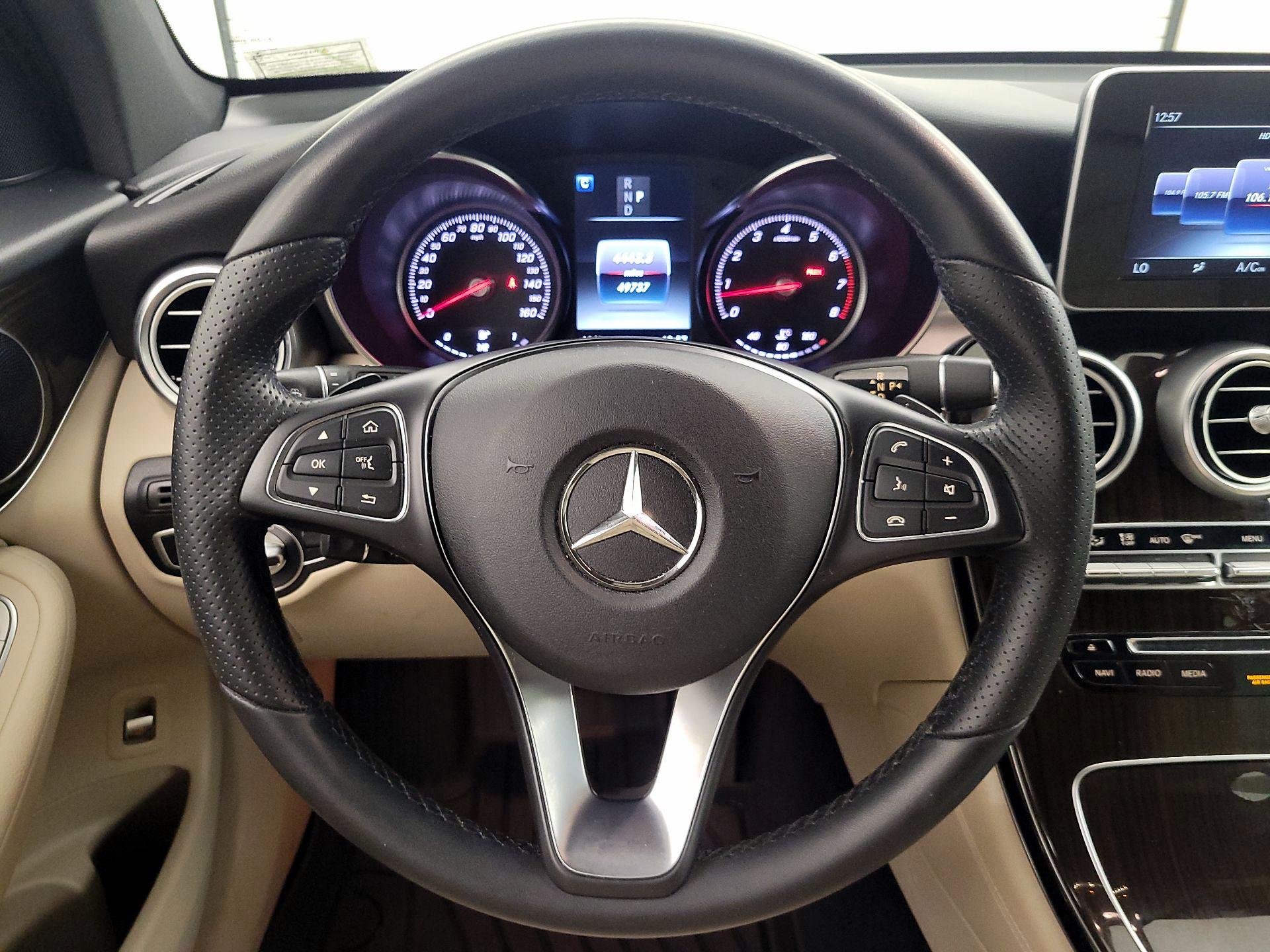 Thumbnail: 2017 Mercedes-Benz GLC - 10