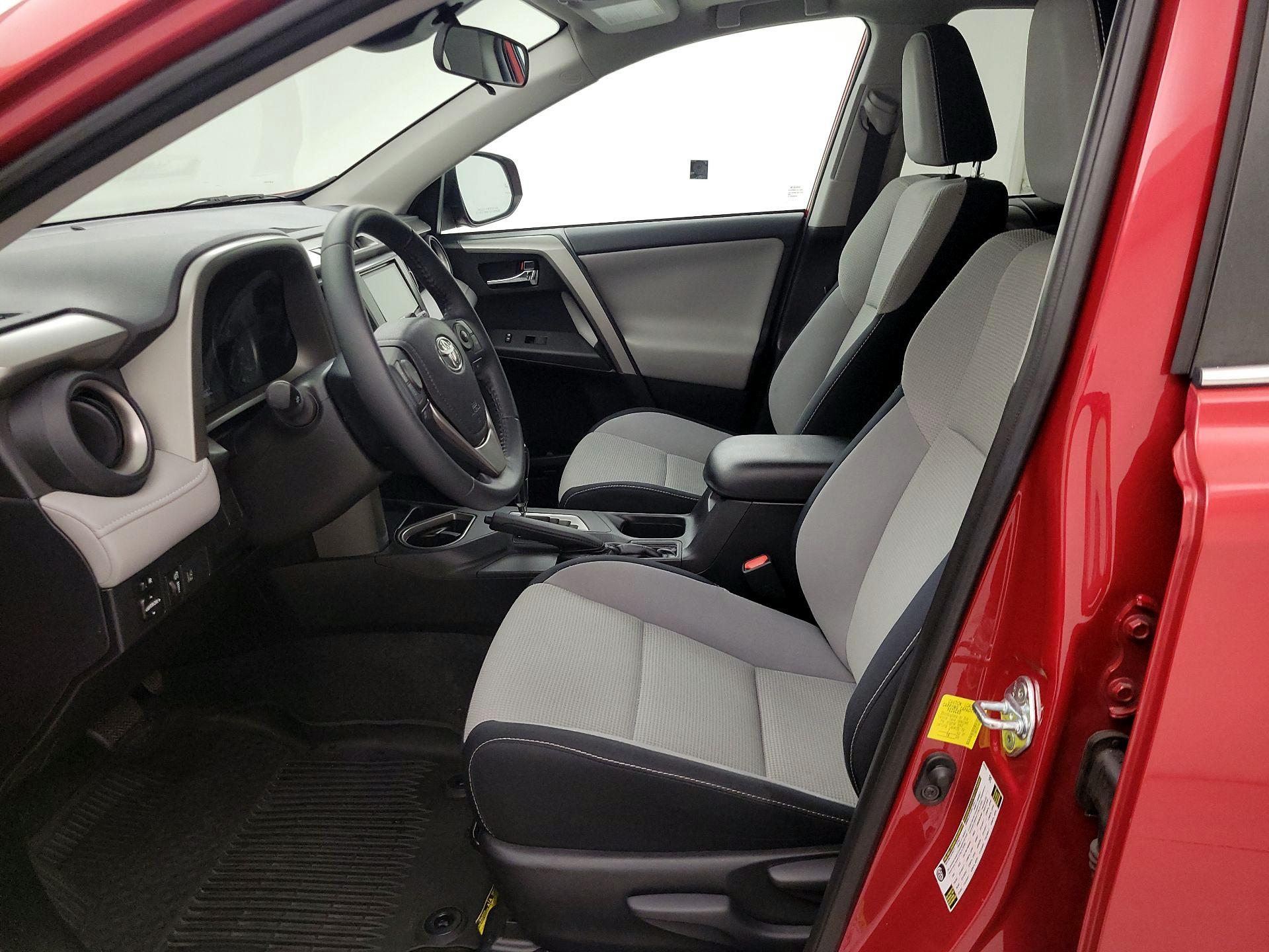 Thumbnail: 2017 Toyota RAV4 - 11