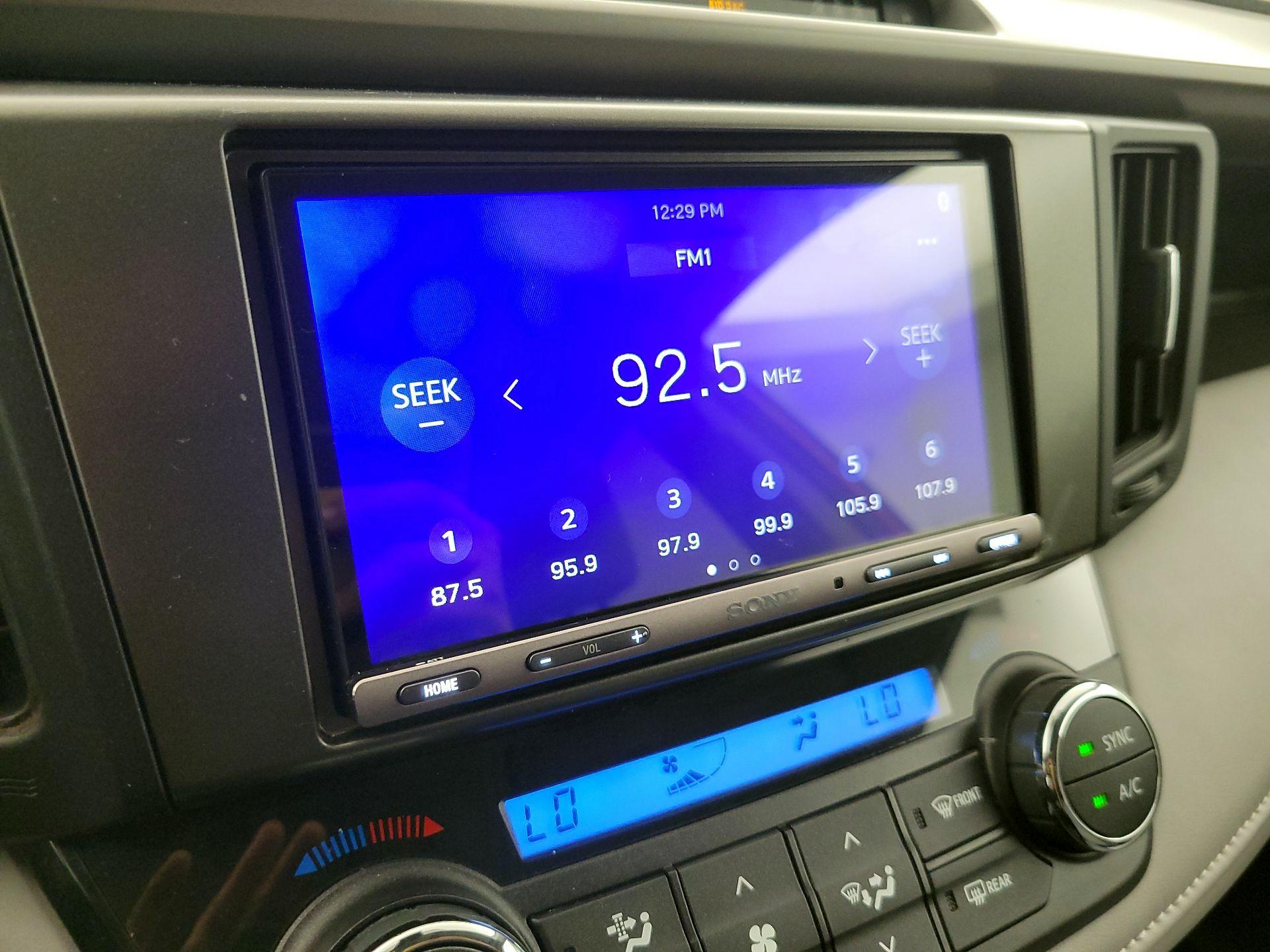 Thumbnail: 2017 Toyota RAV4 - 15