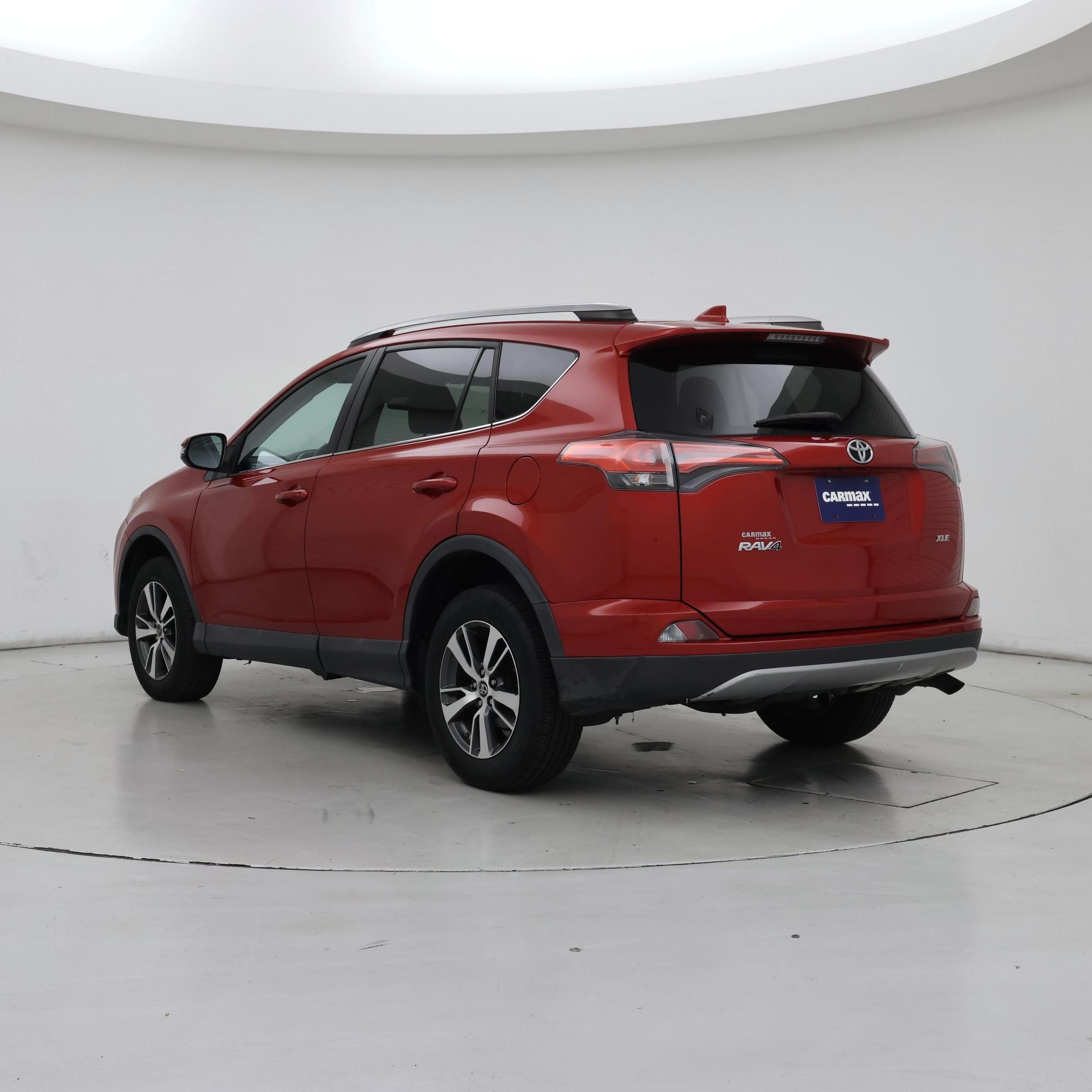 Thumbnail: 2017 Toyota RAV4 - 2