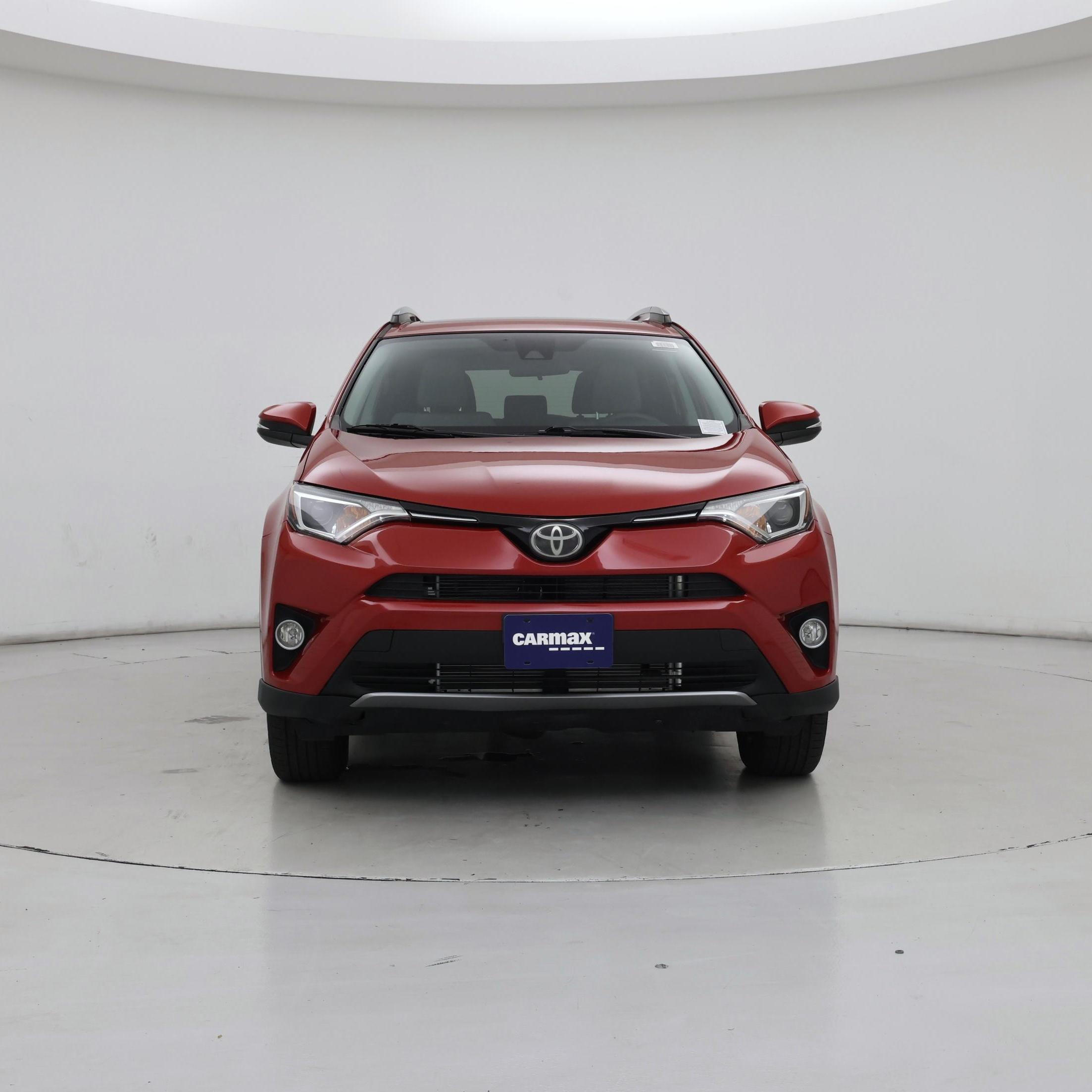 Thumbnail: 2017 Toyota RAV4 - 5
