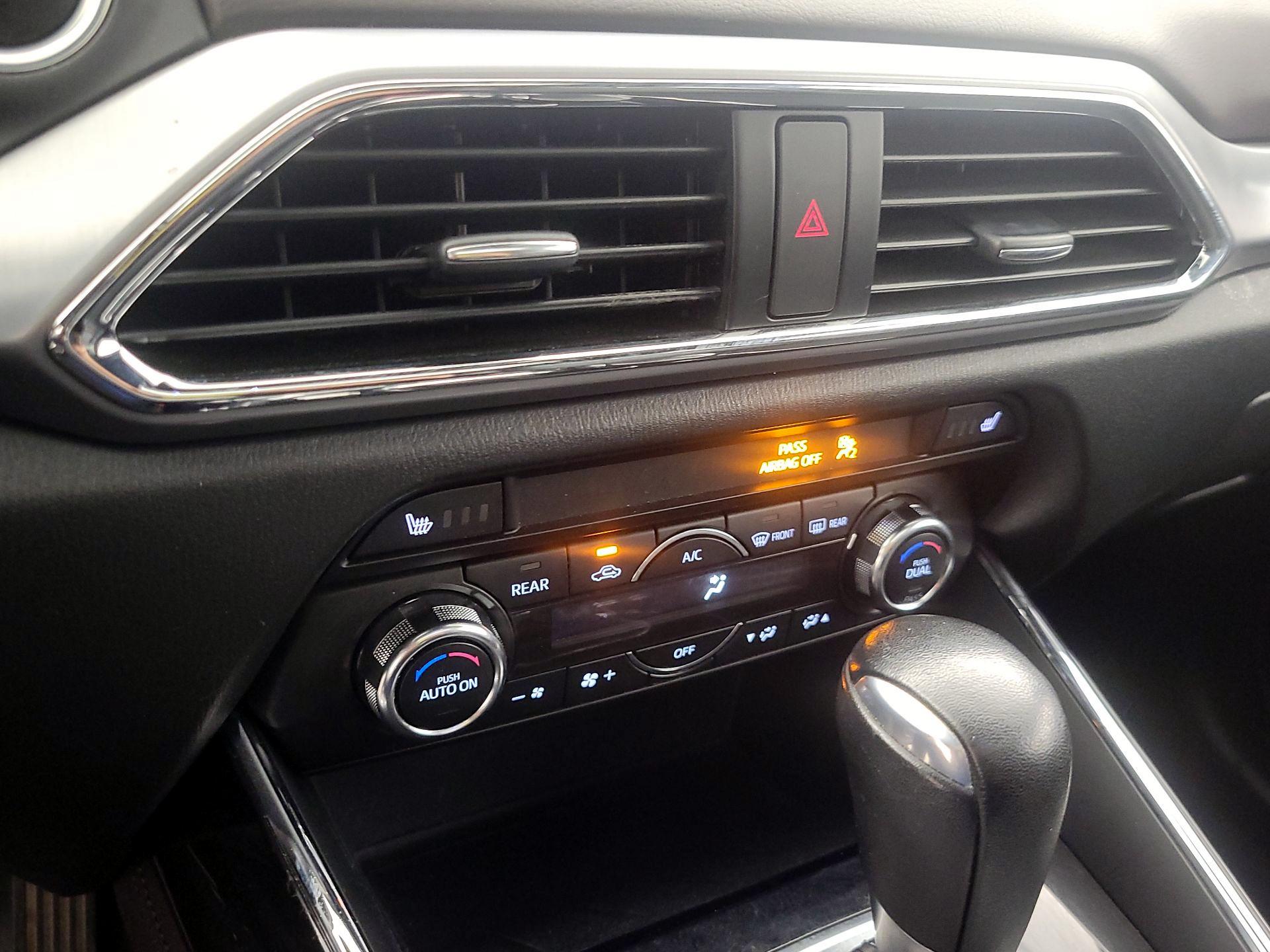 Thumbnail: 2016 Mazda CX-9 - 16