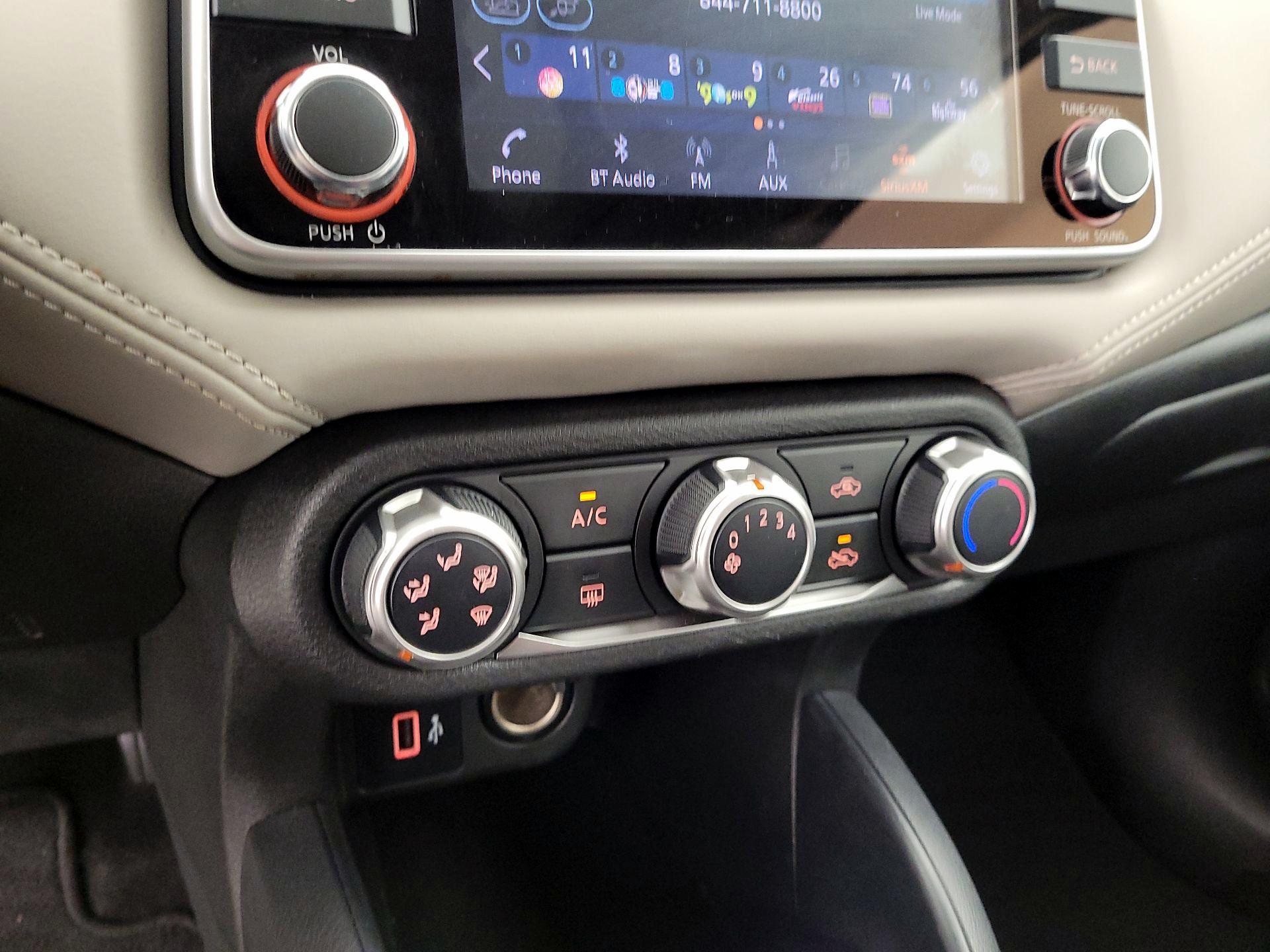 Thumbnail: 2020 Nissan Versa - 16