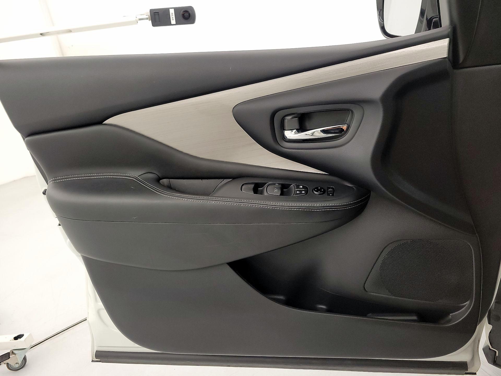Thumbnail: 2015 Nissan Murano - 12