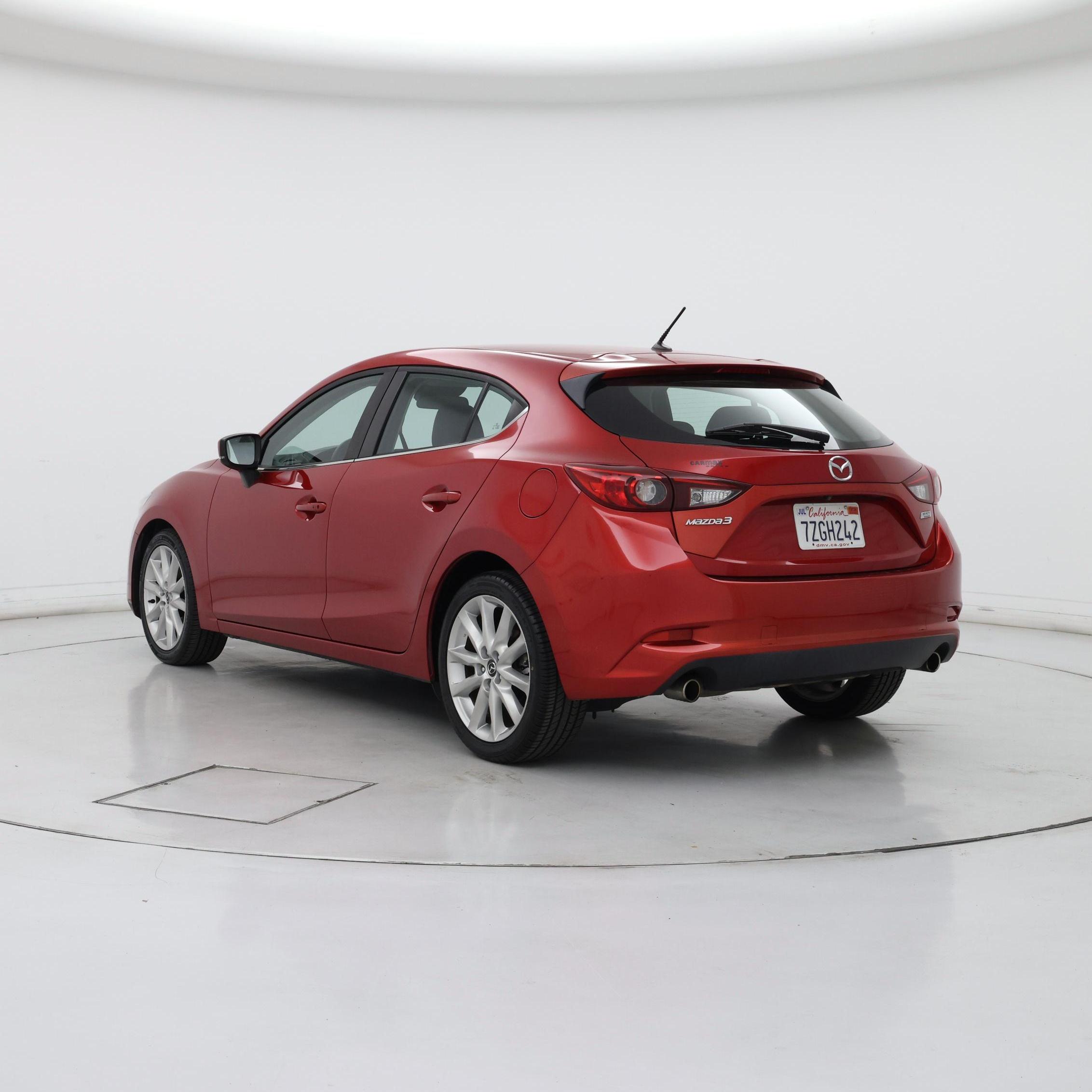 Thumbnail: 2017 Mazda Mazda3 - 2
