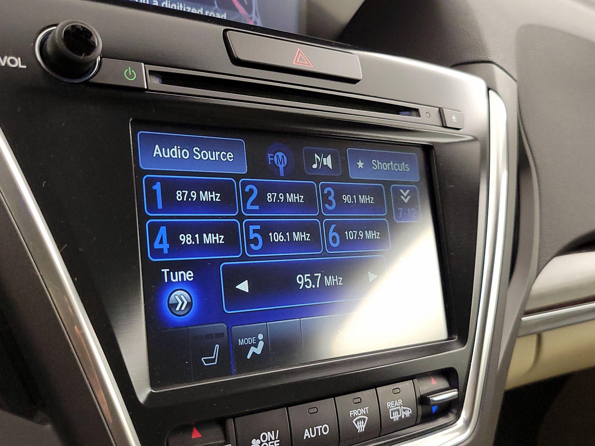 Thumbnail: 2015 Acura MDX - 16