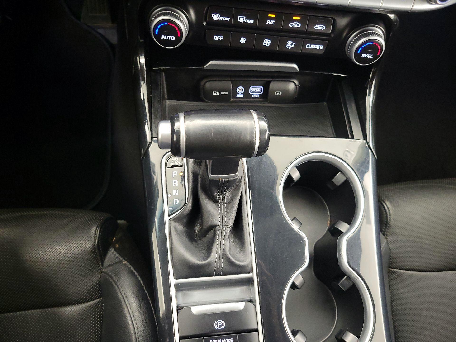 Thumbnail: 2018 Kia Stinger - 18